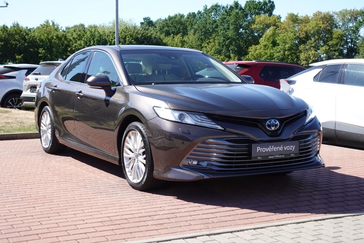 Toyota Camry, 2,5 HSD Executive - fotka 3