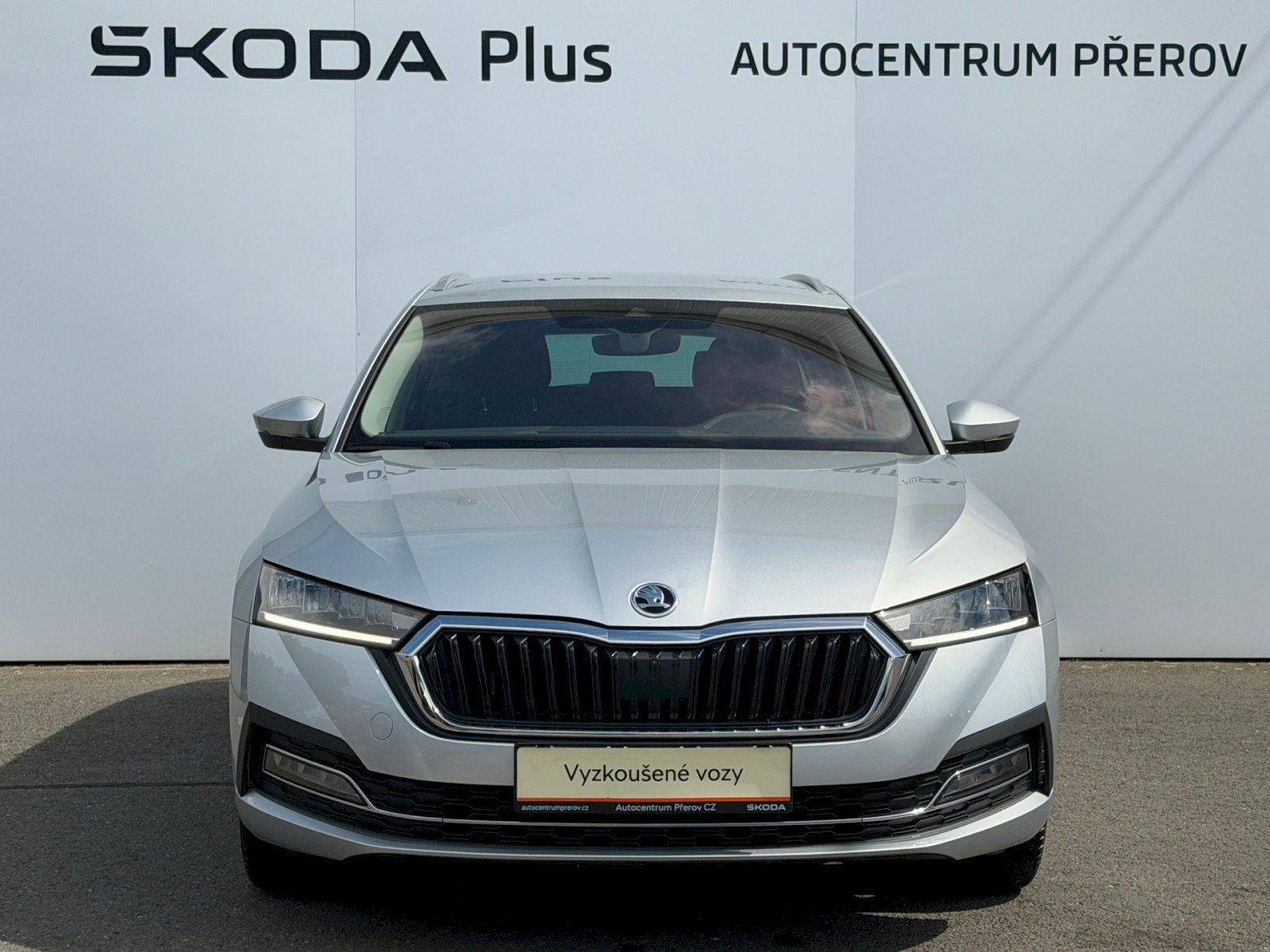 Škoda Octavia, 2.0 TDI 110kW DSG Style - fotka 4