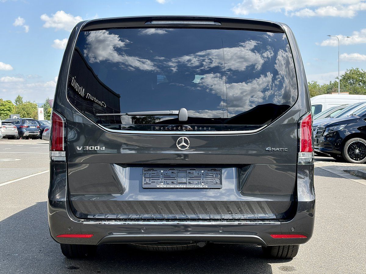 Mercedes-Benz Třídy V, 300d EXCLUSIVE AMG 4M L AIR - fotka 6