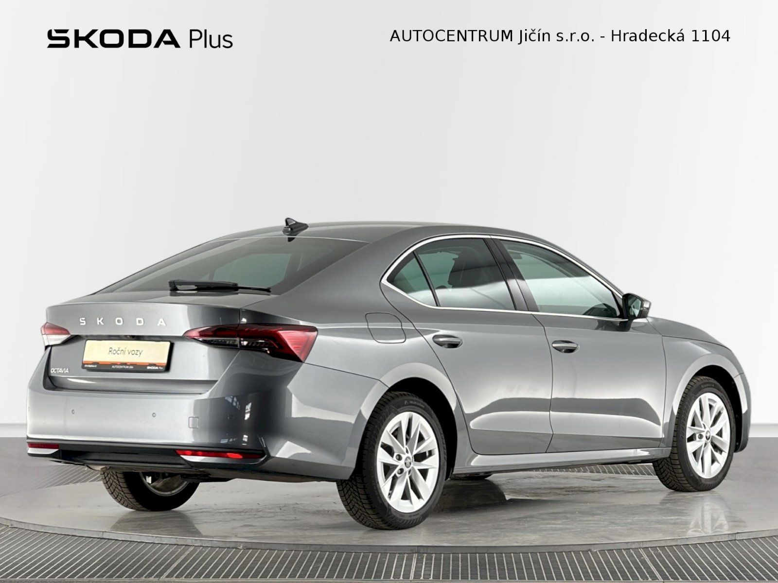 Škoda Octavia, DSG 1.5TSI 110kW Top Selection - fotka 2