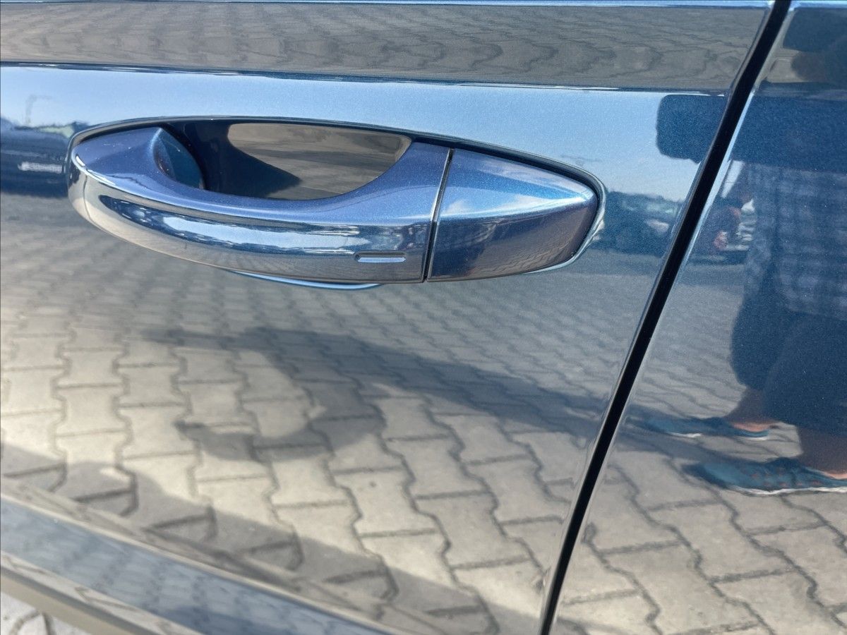 Škoda Karoq, 1,5 TSI DSG 110 kW ČR DIGIKLIM - fotka 6