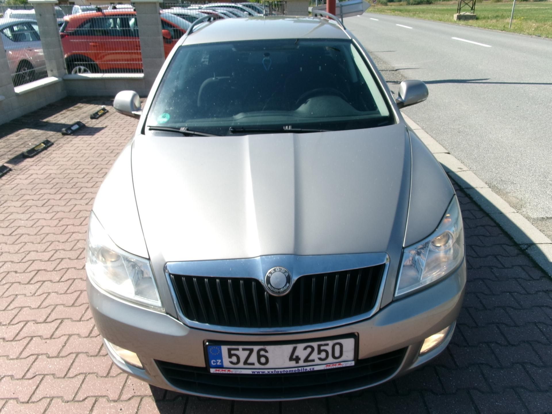 Škoda Octavia, 2,0TDI 8V KLIMA VÝHŘEV TAŽNÉ - fotka 4
