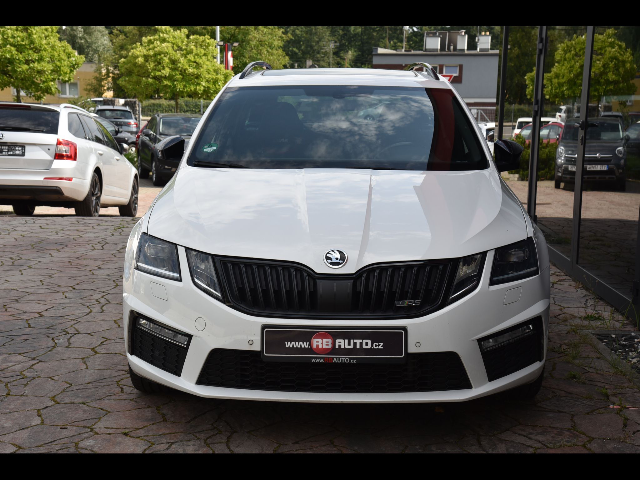 Škoda Octavia, 2.0 TDi 135 kw RS Challenge - fotka 4