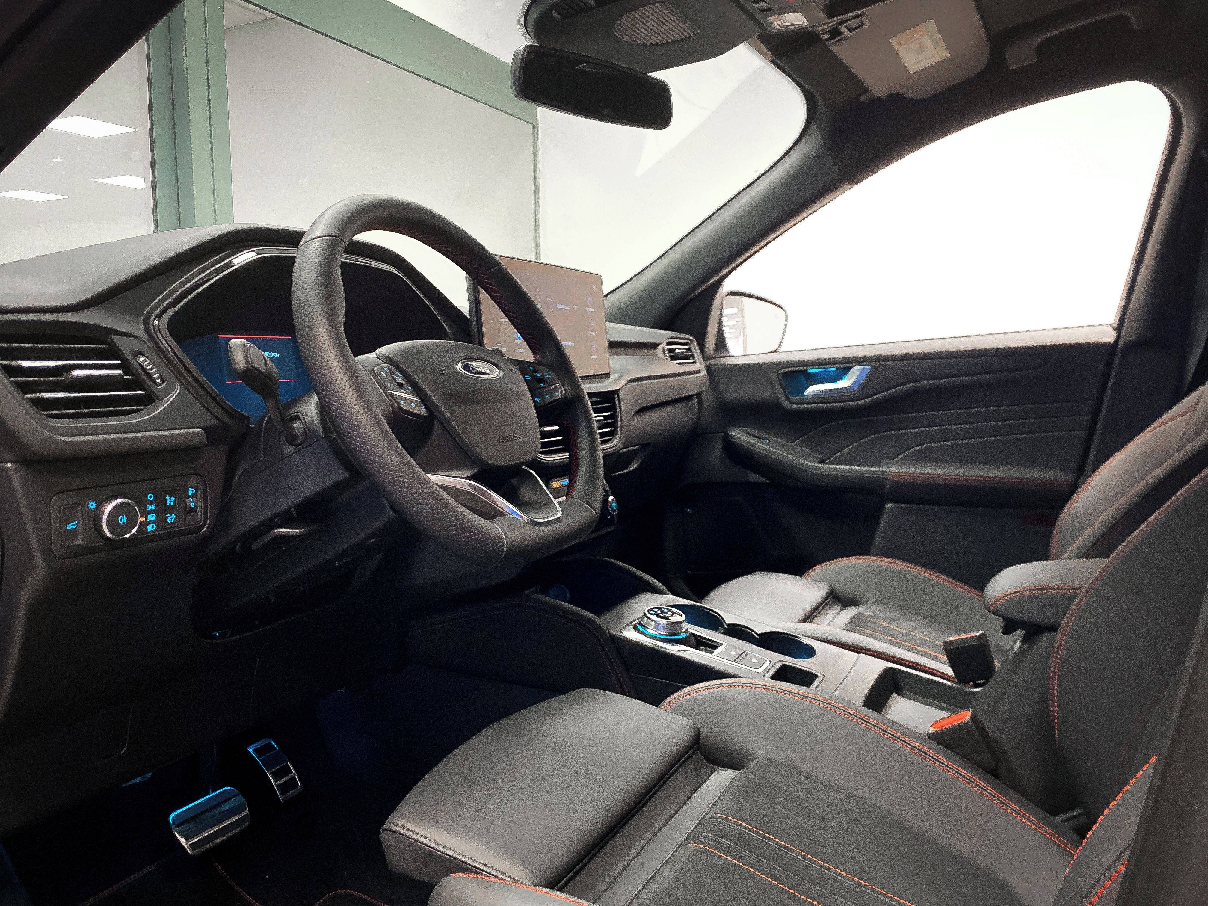 Ford Kuga, 2,5 Duratec PHEV ST-Line X - fotka 5