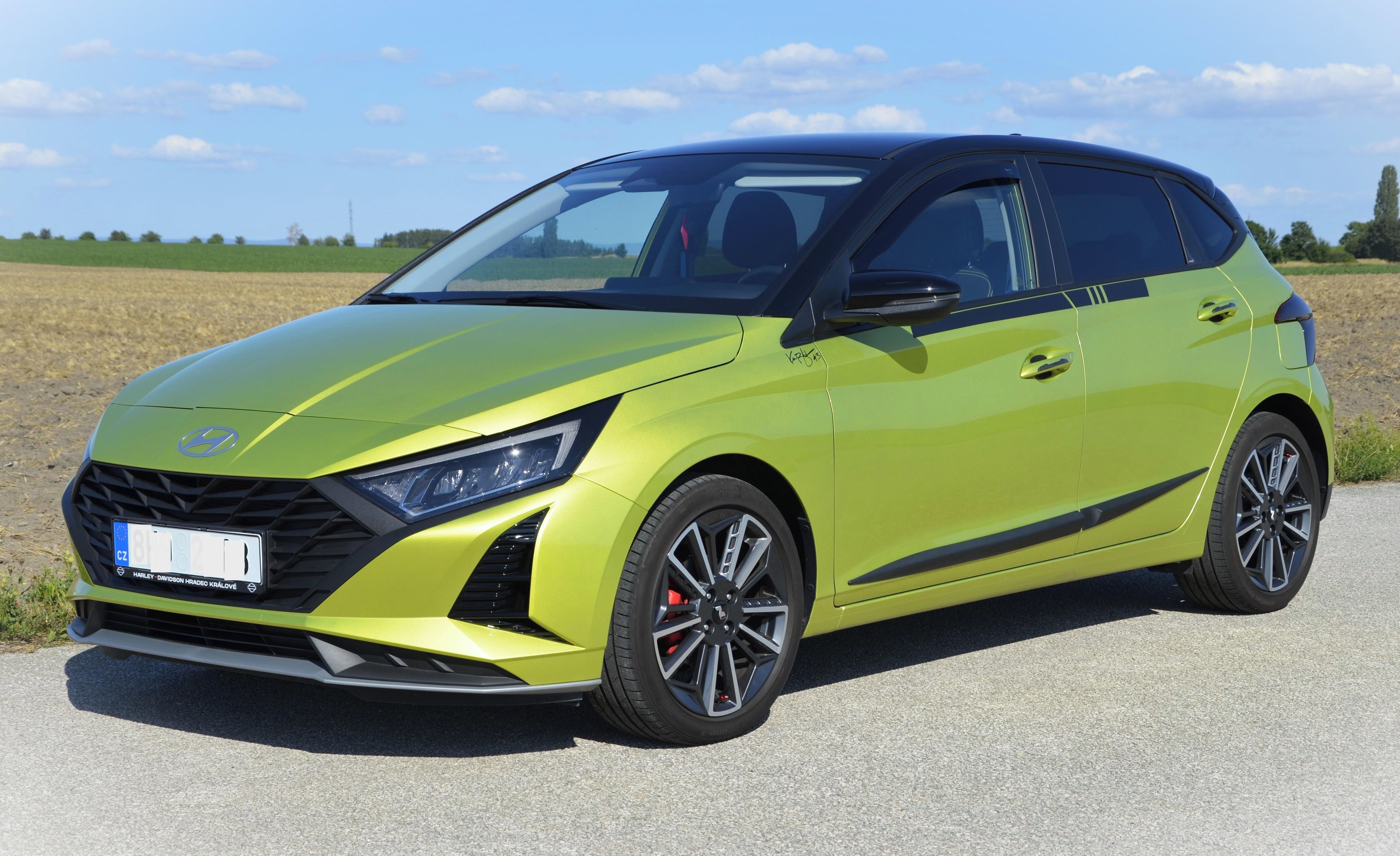 Hyundai i20, 1.2i Lucid Lime Black 9.000 km