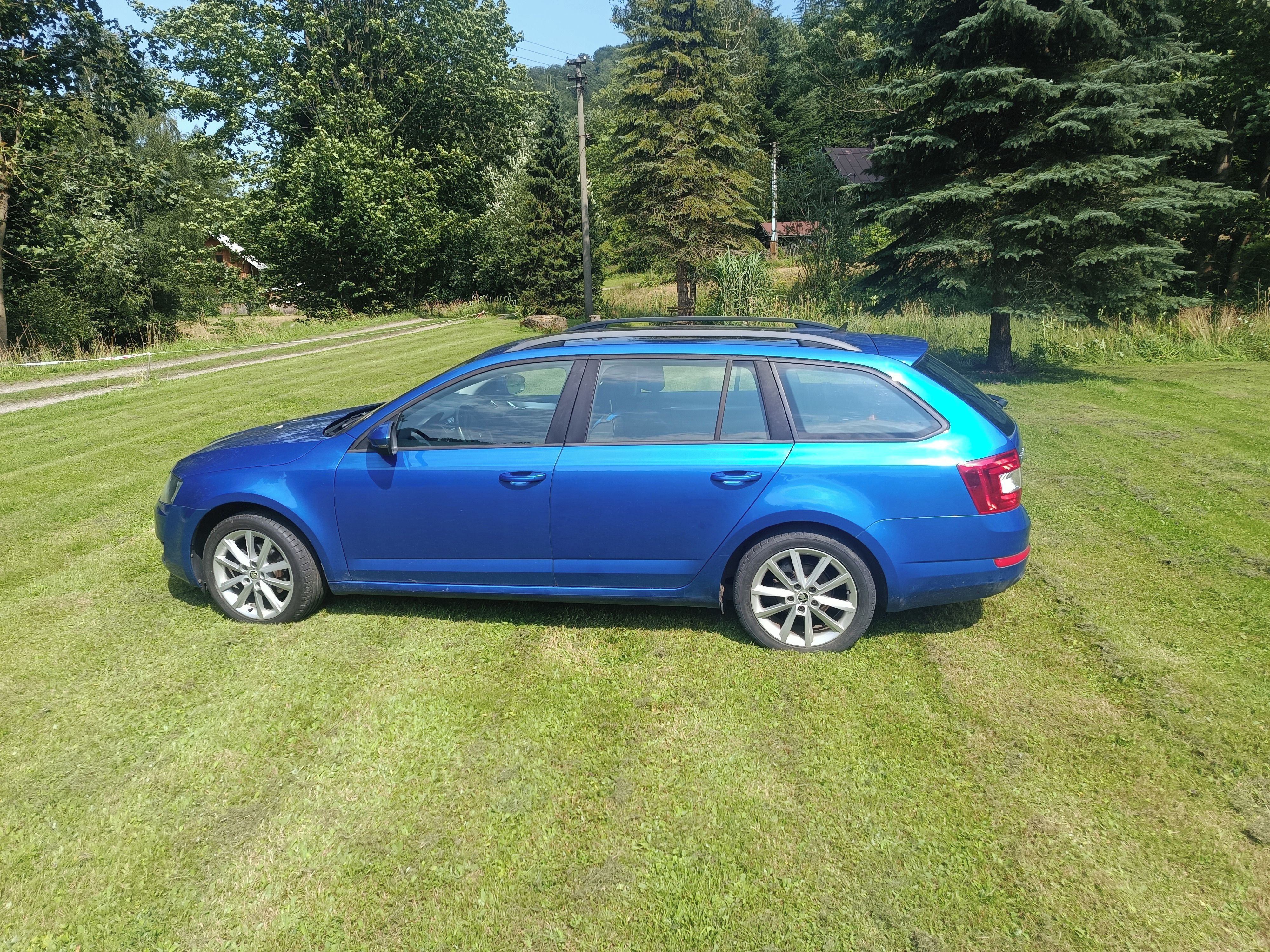 Škoda Octavia, Škodu Octavia III Combi - fotka 4