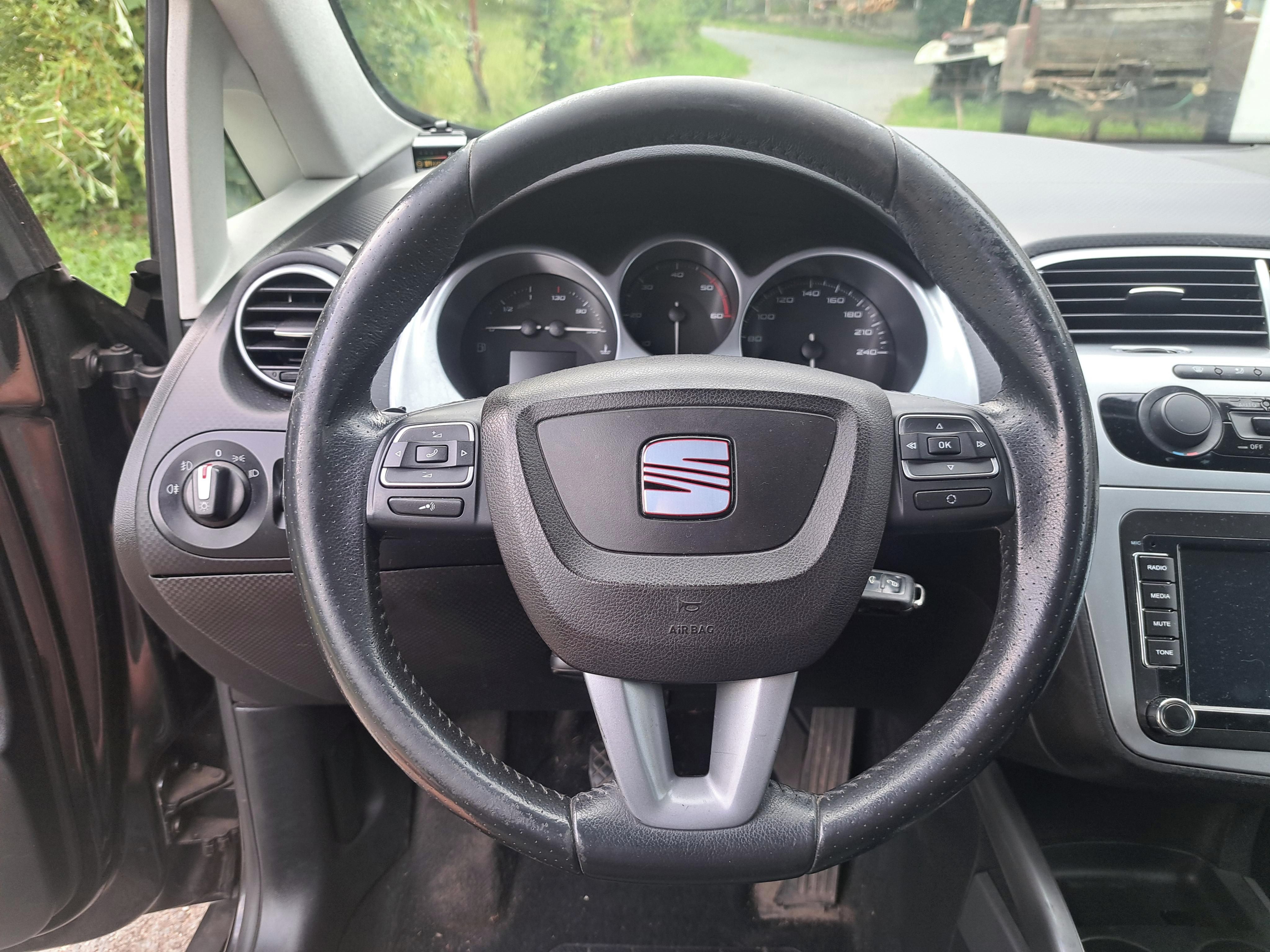 Seat Altea, Seat Altea XL 1.6 TDI 77kw - fotka 5