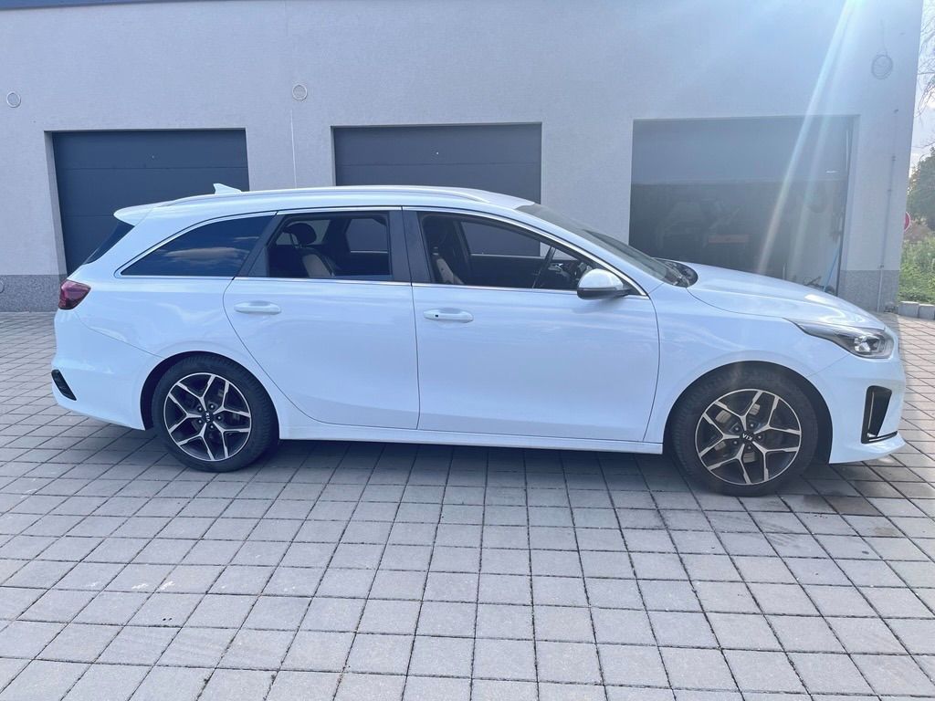 Kia Cee´d, Kia Ceed SW GT-Line 1.4 T-GDI - fotka 2
