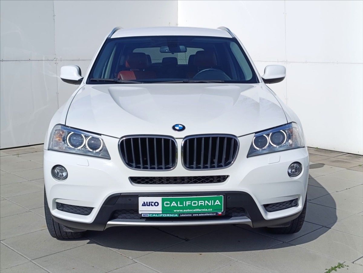 BMW X3, 2,0 D X-drive aut. Kůže Bi-xen - fotka 3