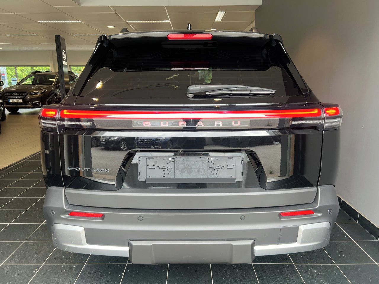Subaru E-Outback, 74.7 kWh AWD Limited - fotka 5