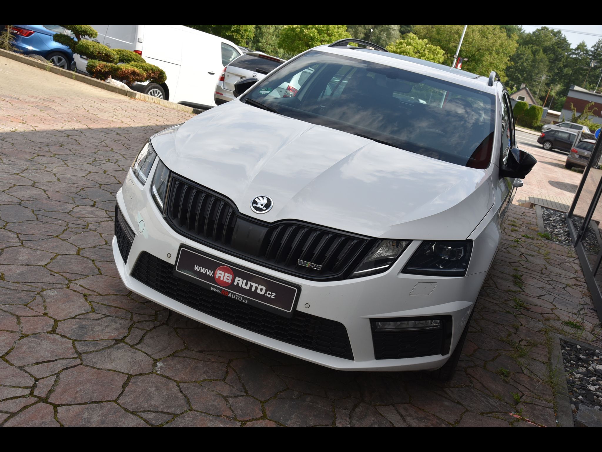 Škoda Octavia, 2.0 TDi 135 kw RS Challenge - fotka 5