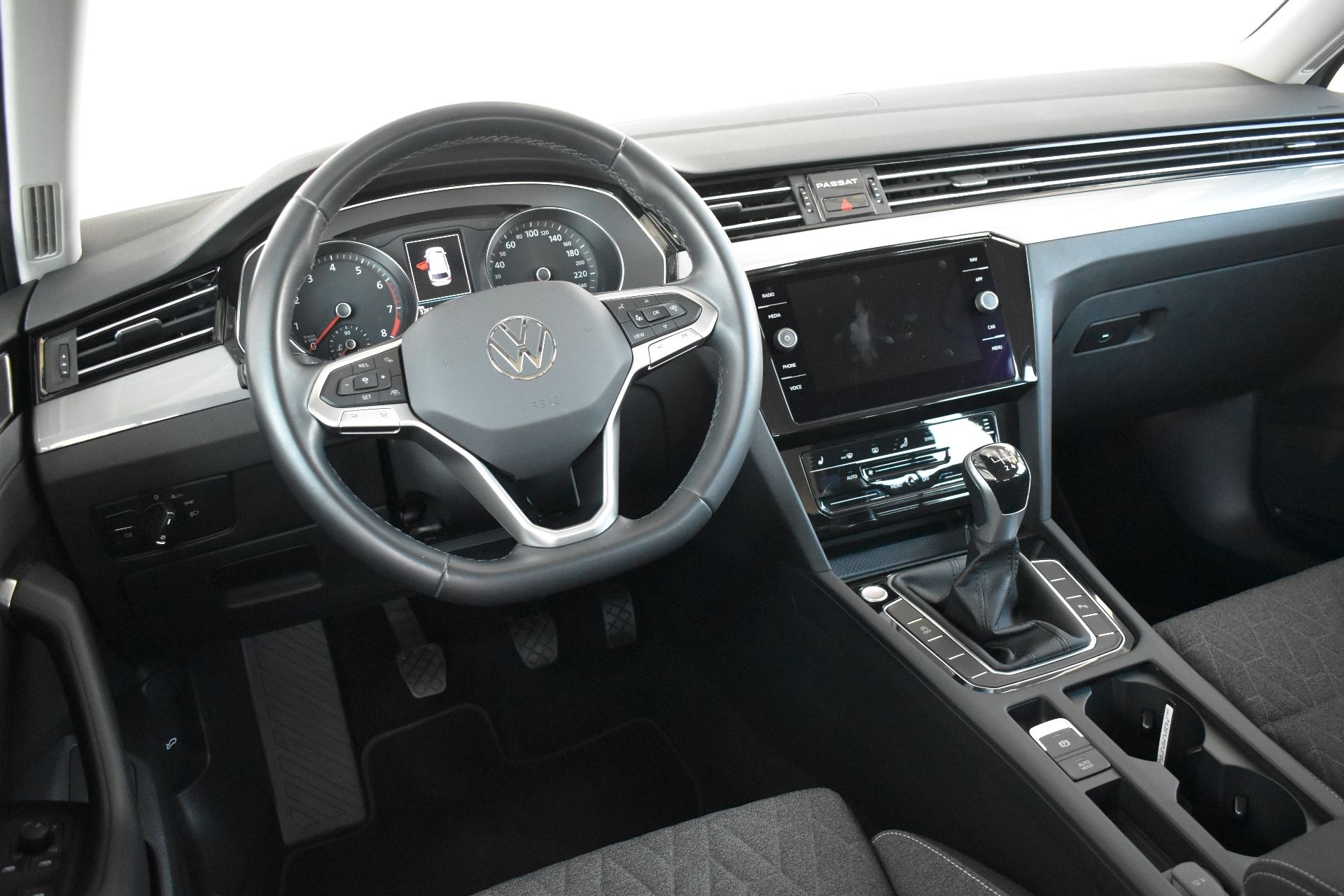 Volkswagen Passat Variant, 1.5TSI 110kW, LED,Manuál - fotka 5