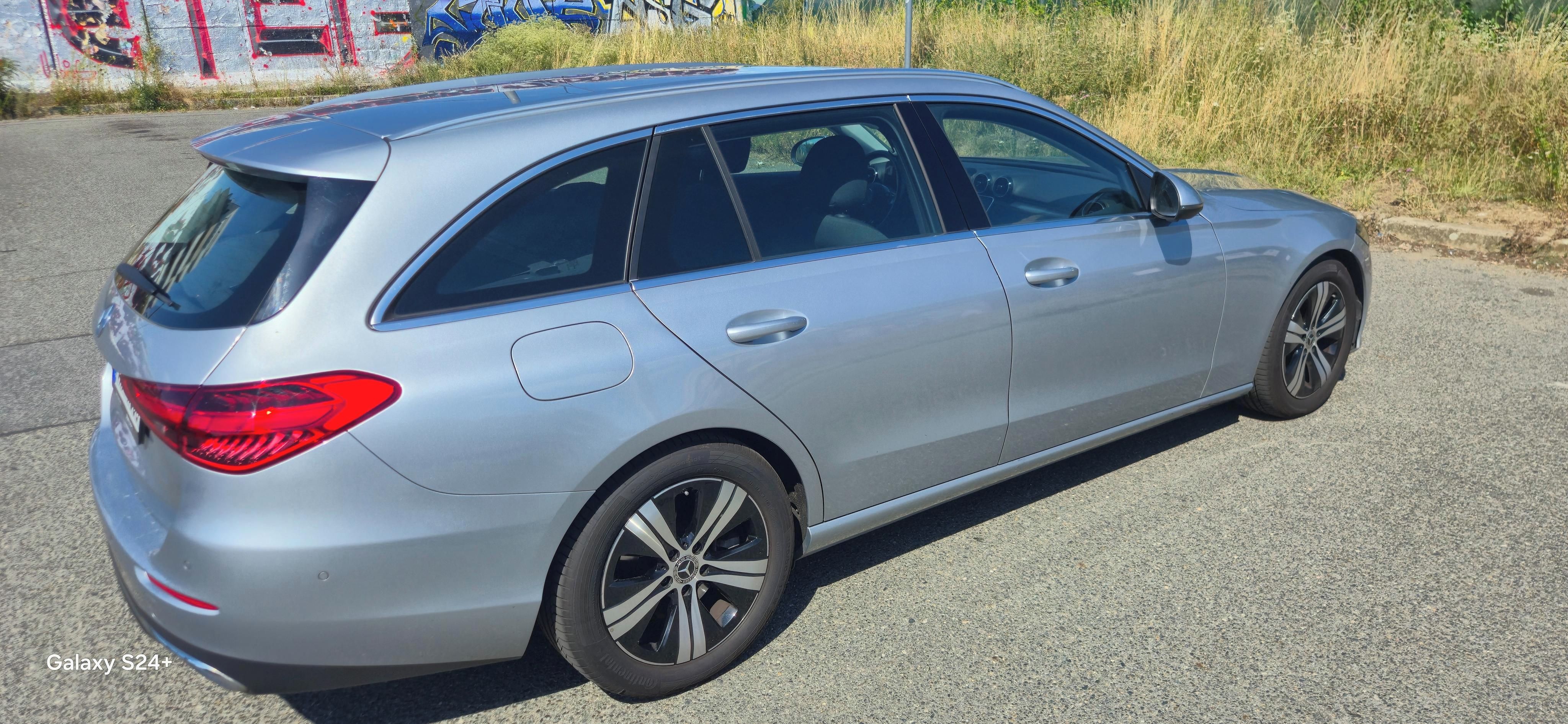 Mercedes-Benz Třídy C, C 220 d kombi - fotka 4