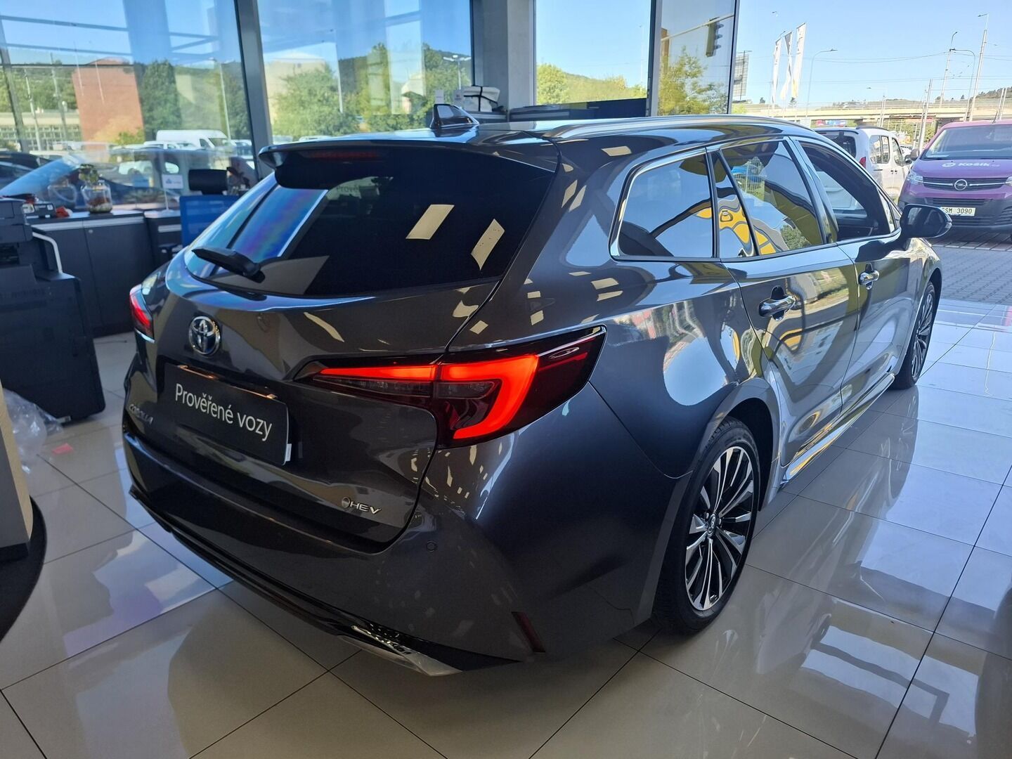 Toyota Corolla, 2.0HEV 112KW Style 2024 - fotka 3