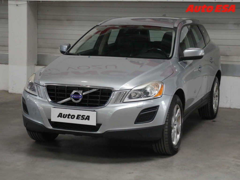 Volvo XC60, 2.4 D - fotka 3