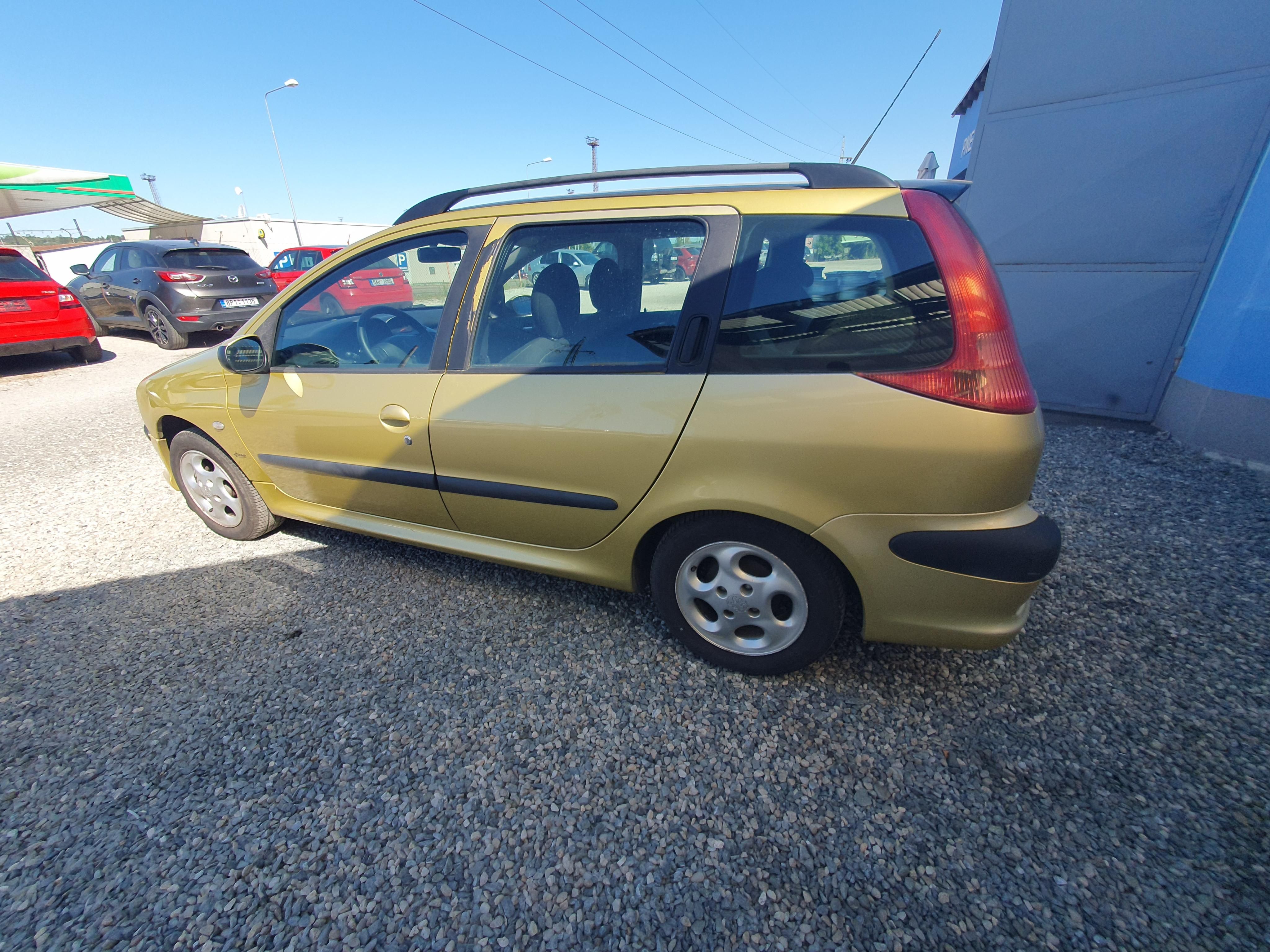 Peugeot 206, 1.4 55 KW - fotka 5