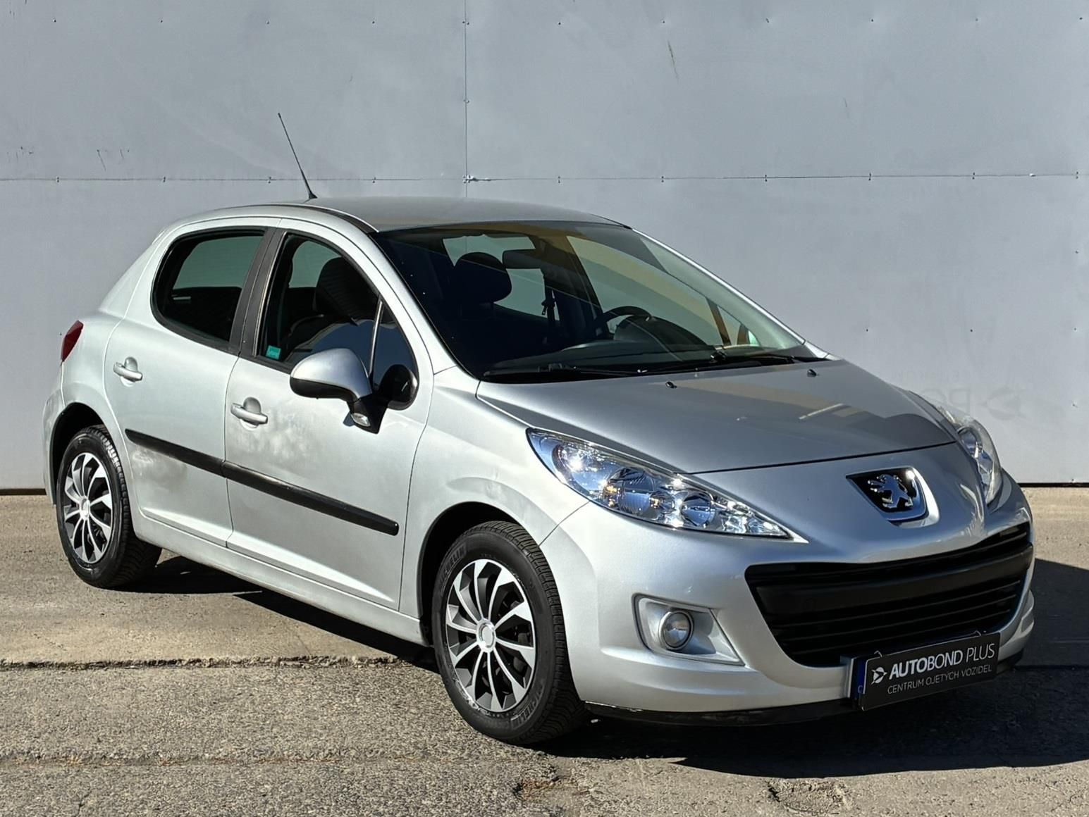 Peugeot 207, 1.4 16V VTi Active - fotka 6