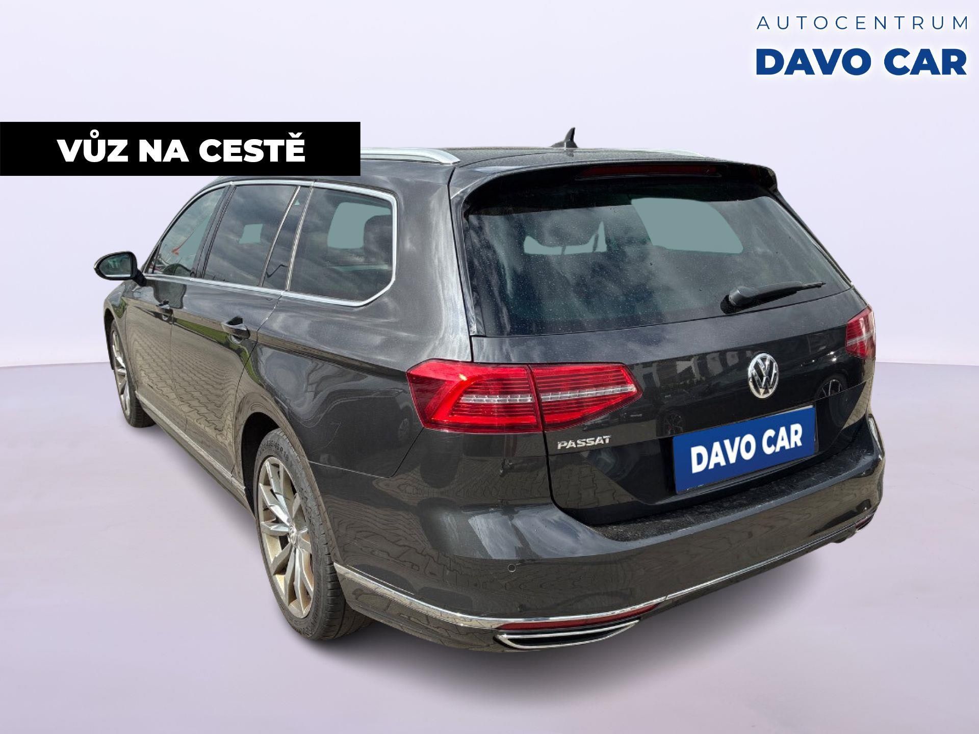 Volkswagen Passat, 2,0 TDI DSG CZ Highline DPH - fotka 3