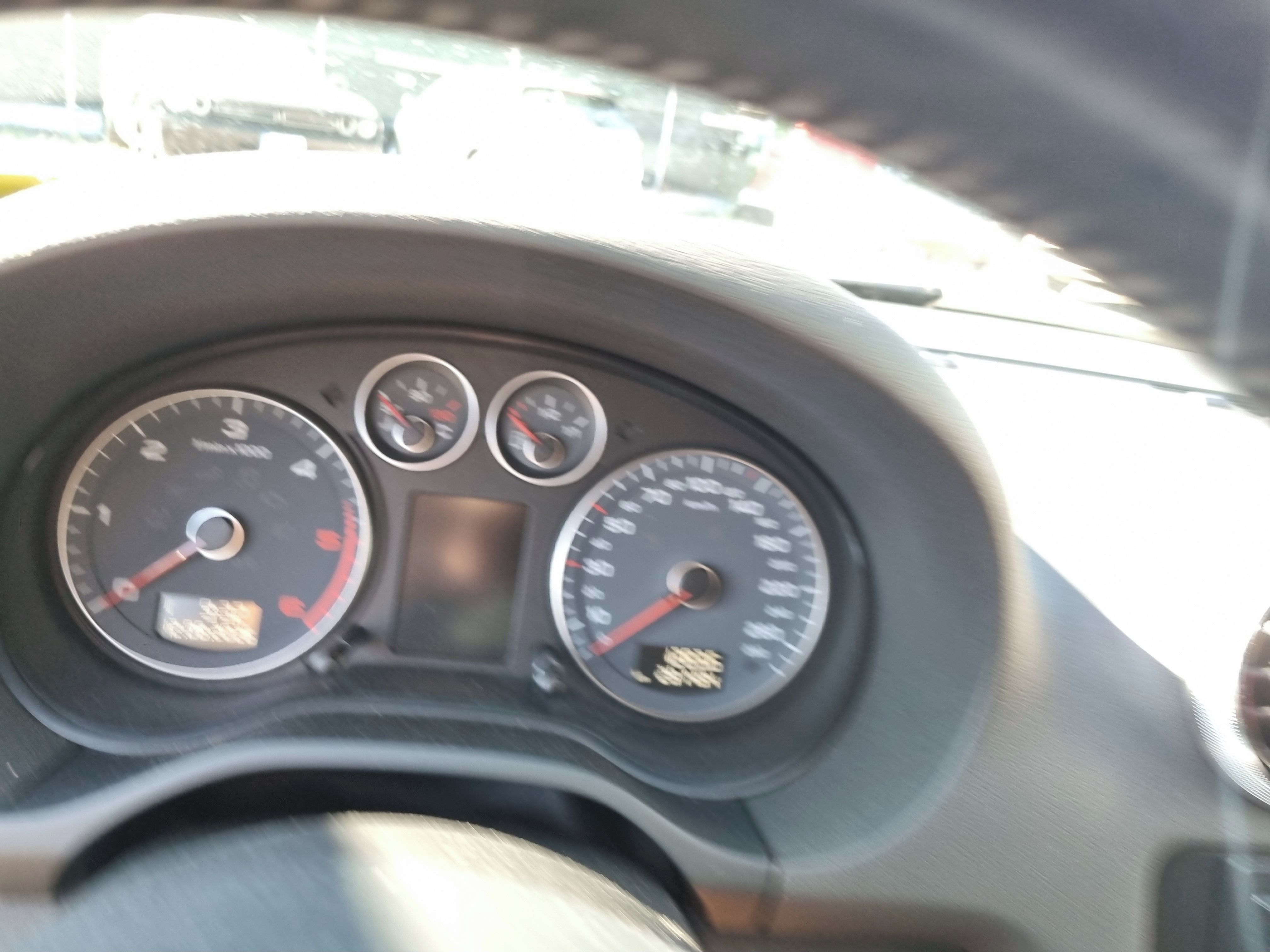 Audi A3, 1.6 TDi 77KW Klima - fotka 5