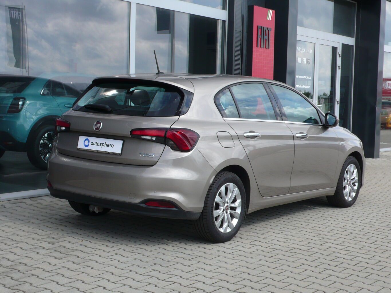 Fiat Tipo, 1.4 120k MAN6 +zimní kola - fotka 4