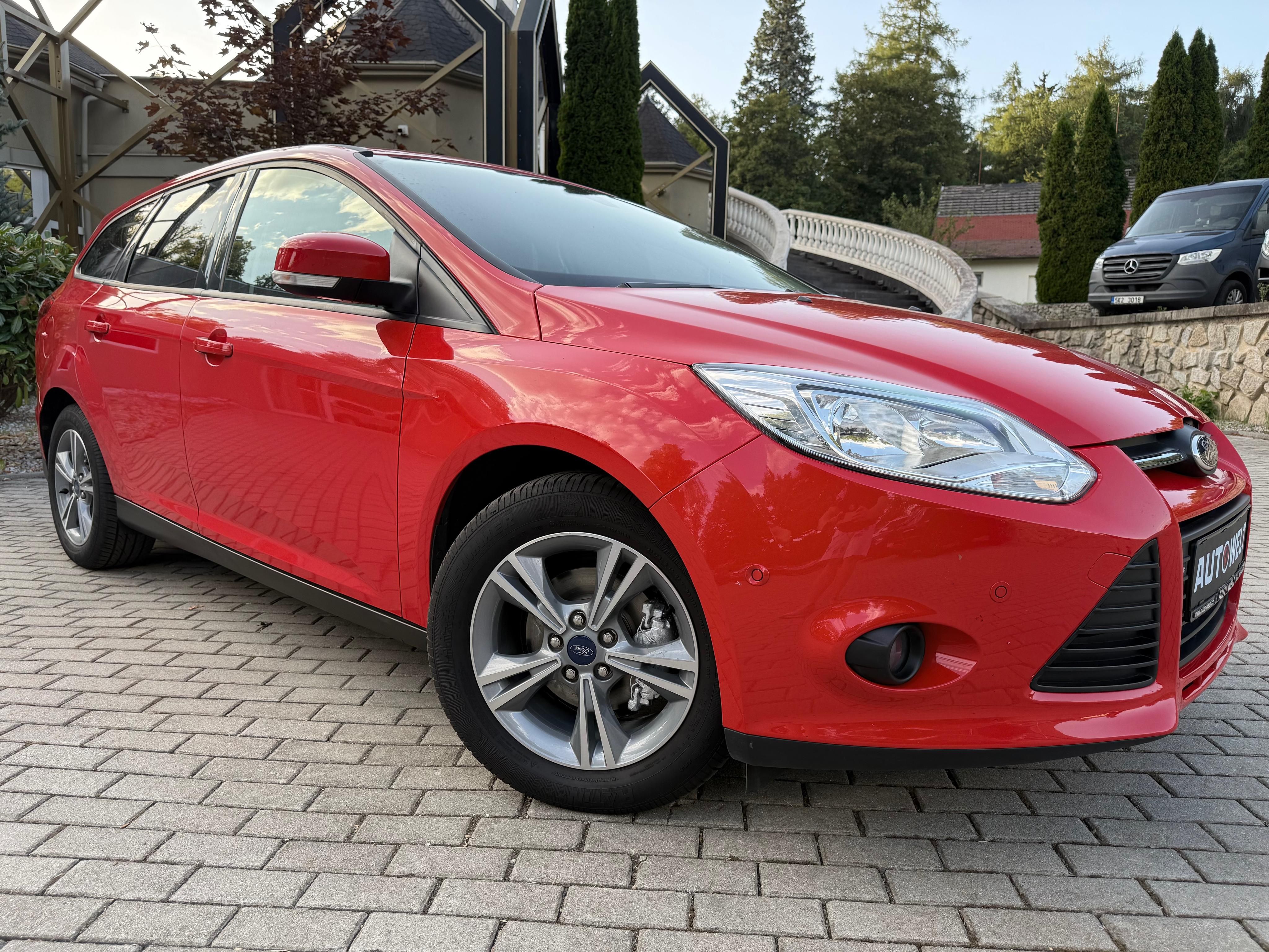 Ford Focus, 1.0i 92kW TOURNIER TREND SPORT - fotka 3