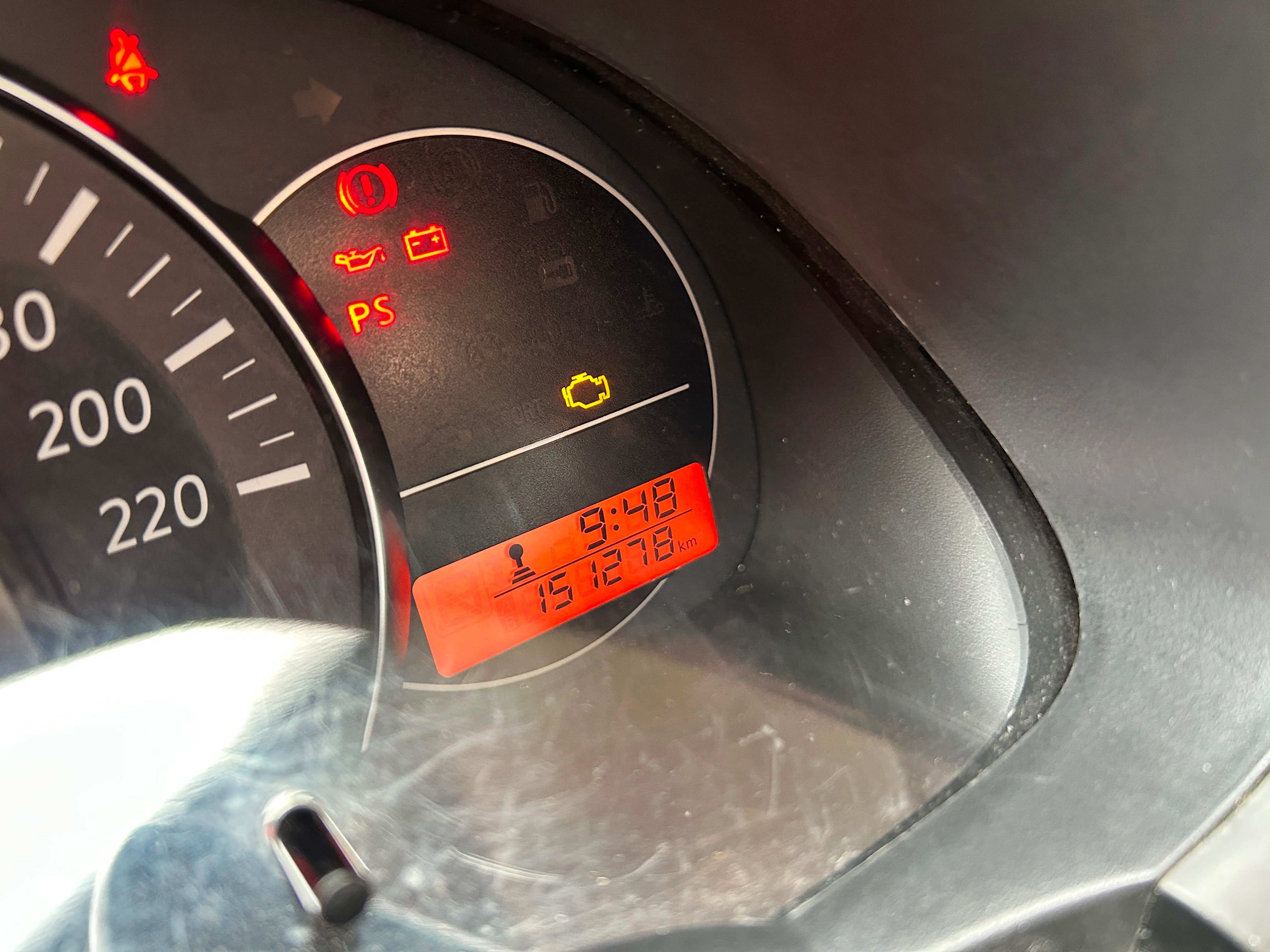 Nissan Micra, 1,2 72 kW - fotka 6