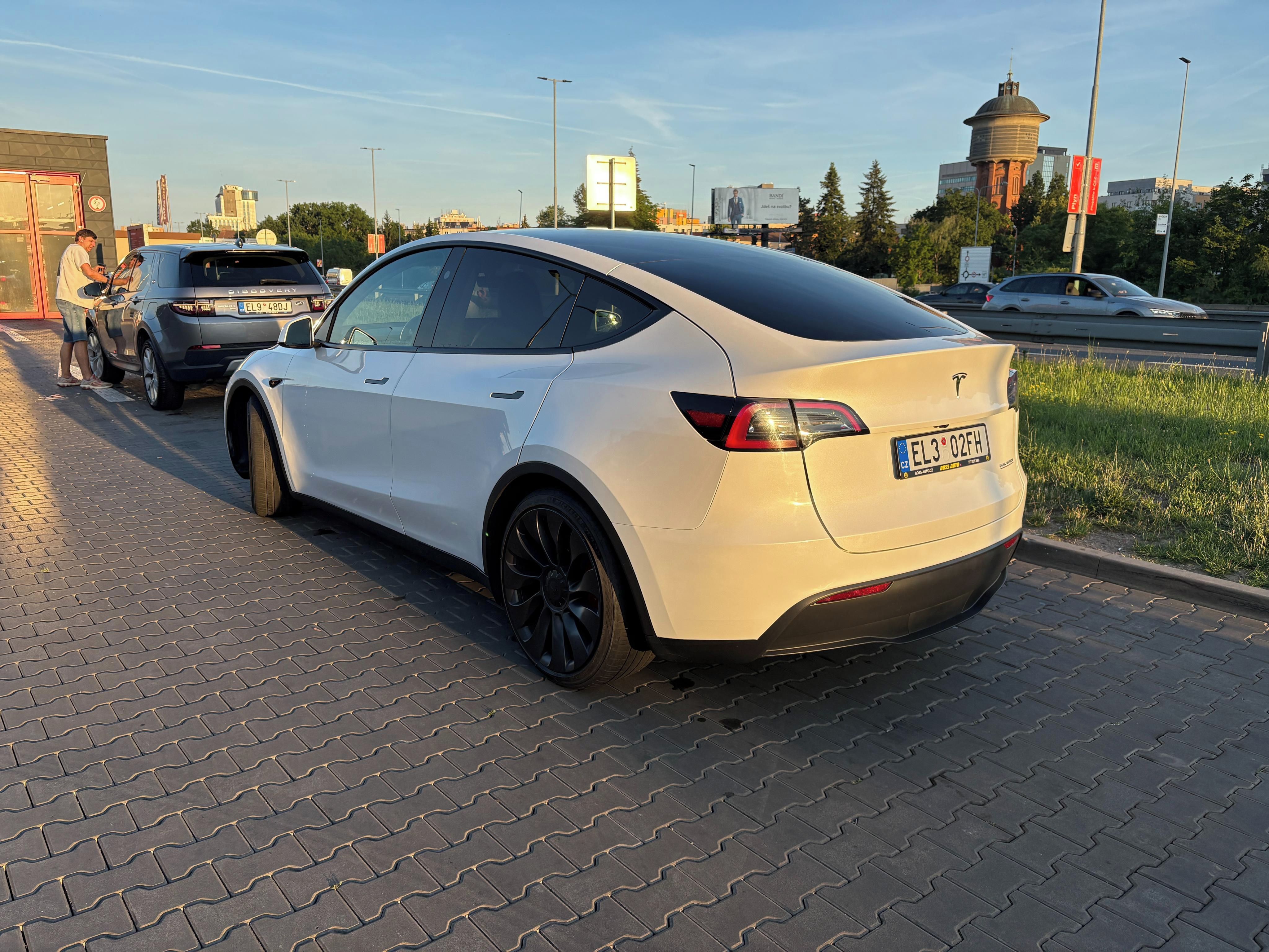 Tesla Model Y, Performance AWD HW4 - fotka 3