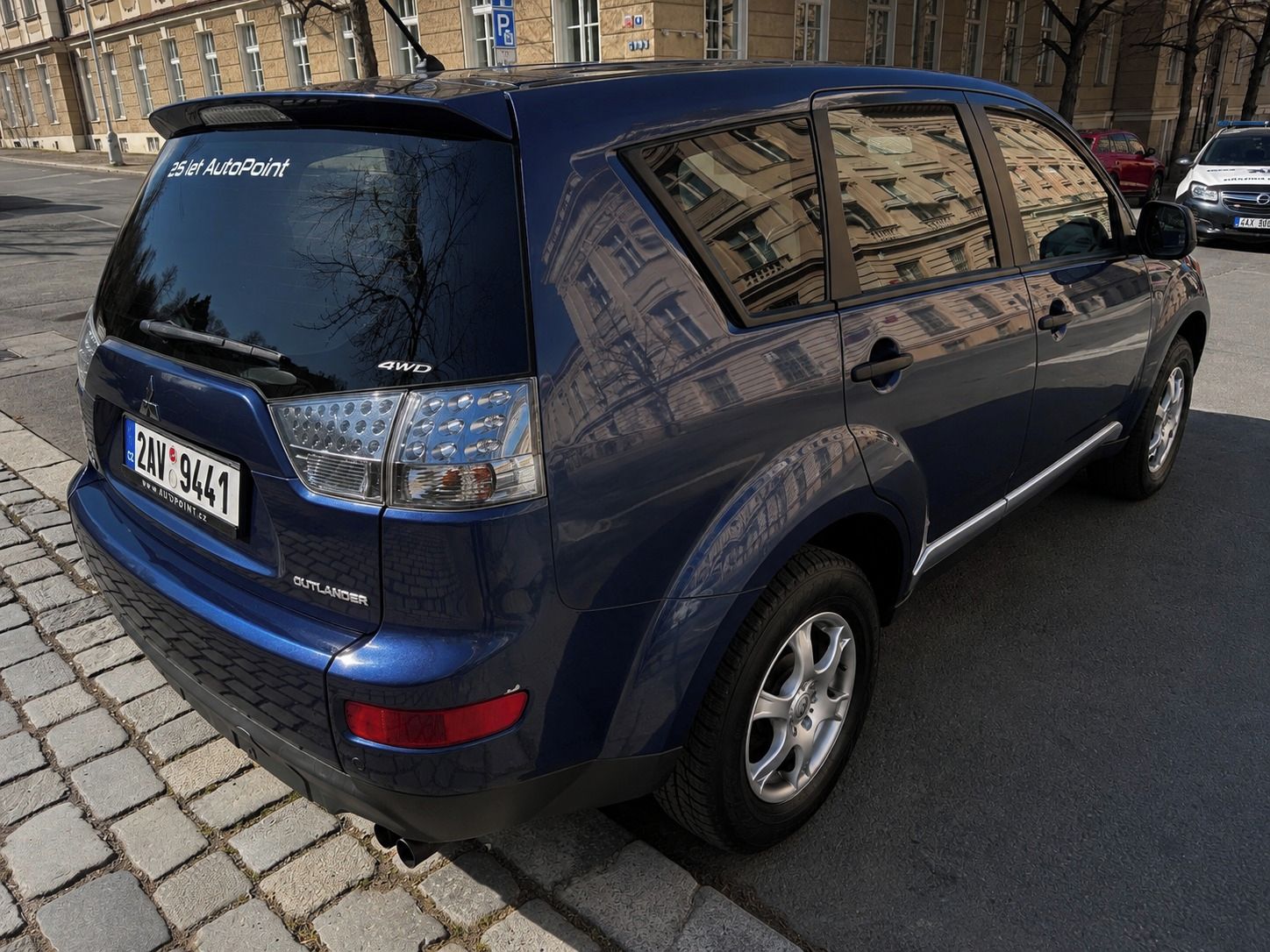 Mitsubishi Outlander, 2.0 TDI, pravidelný servis - fotka 3
