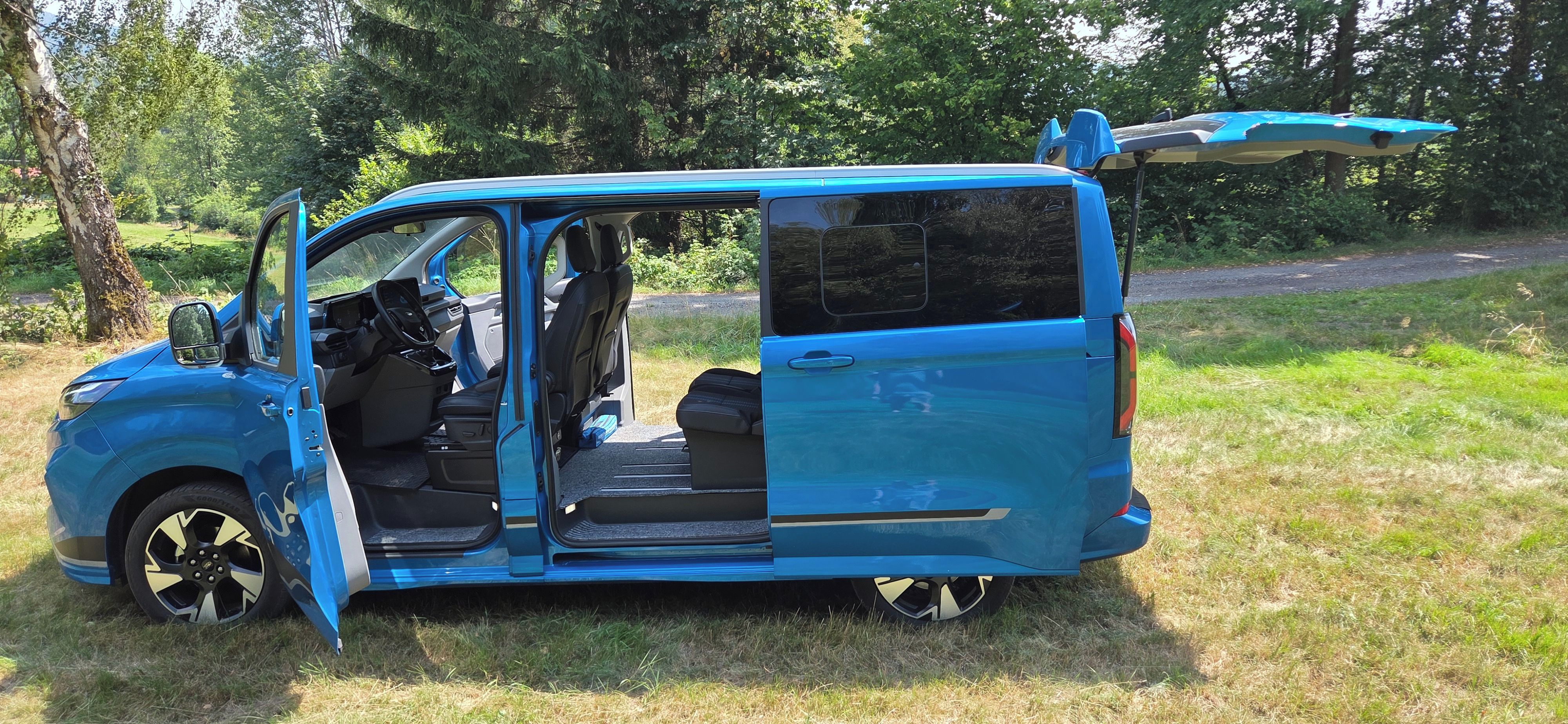 Ford Tourneo Custom, Sport L1 - fotka 5