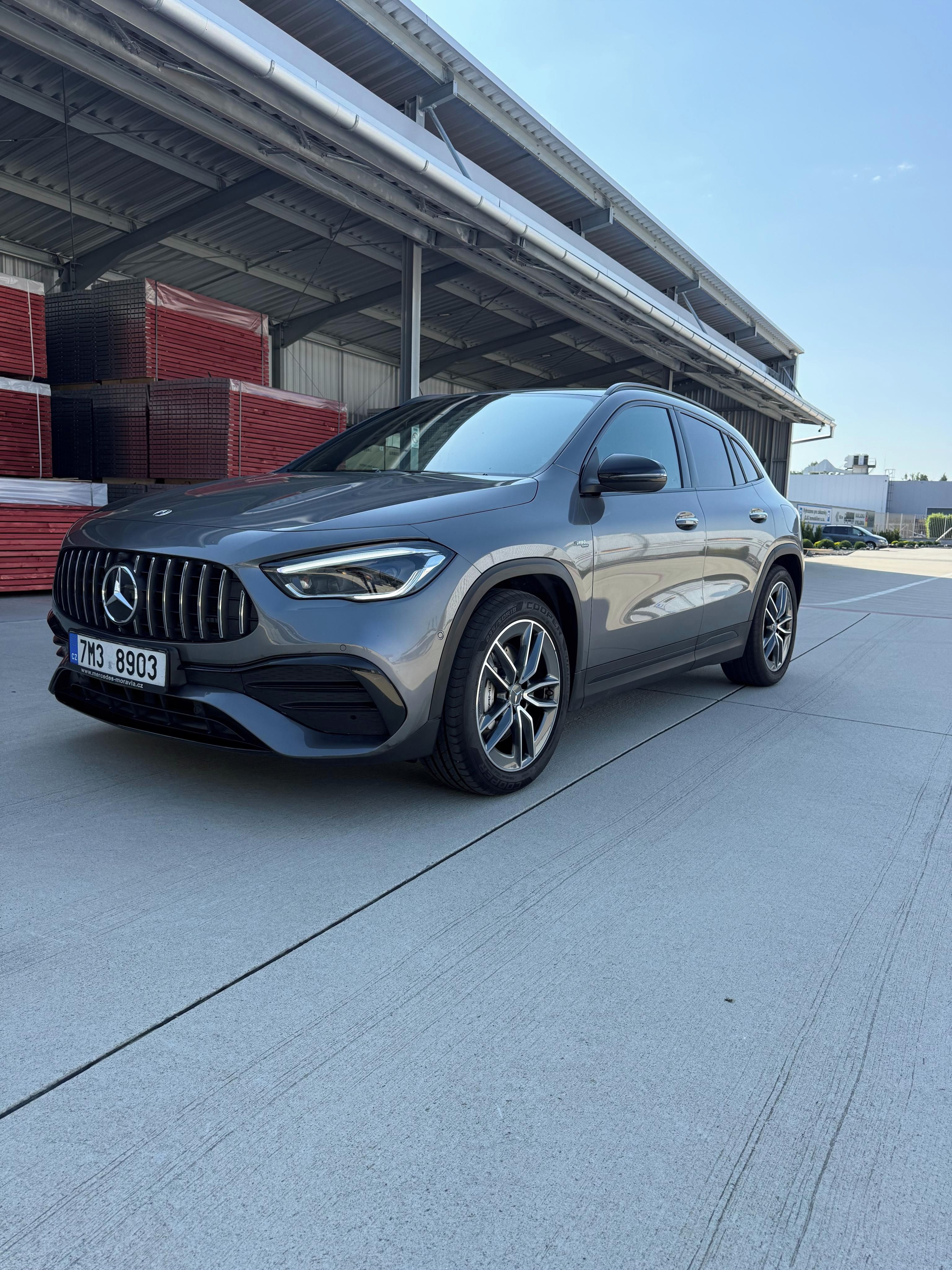 Mercedes-Benz GLA, 35 AMG