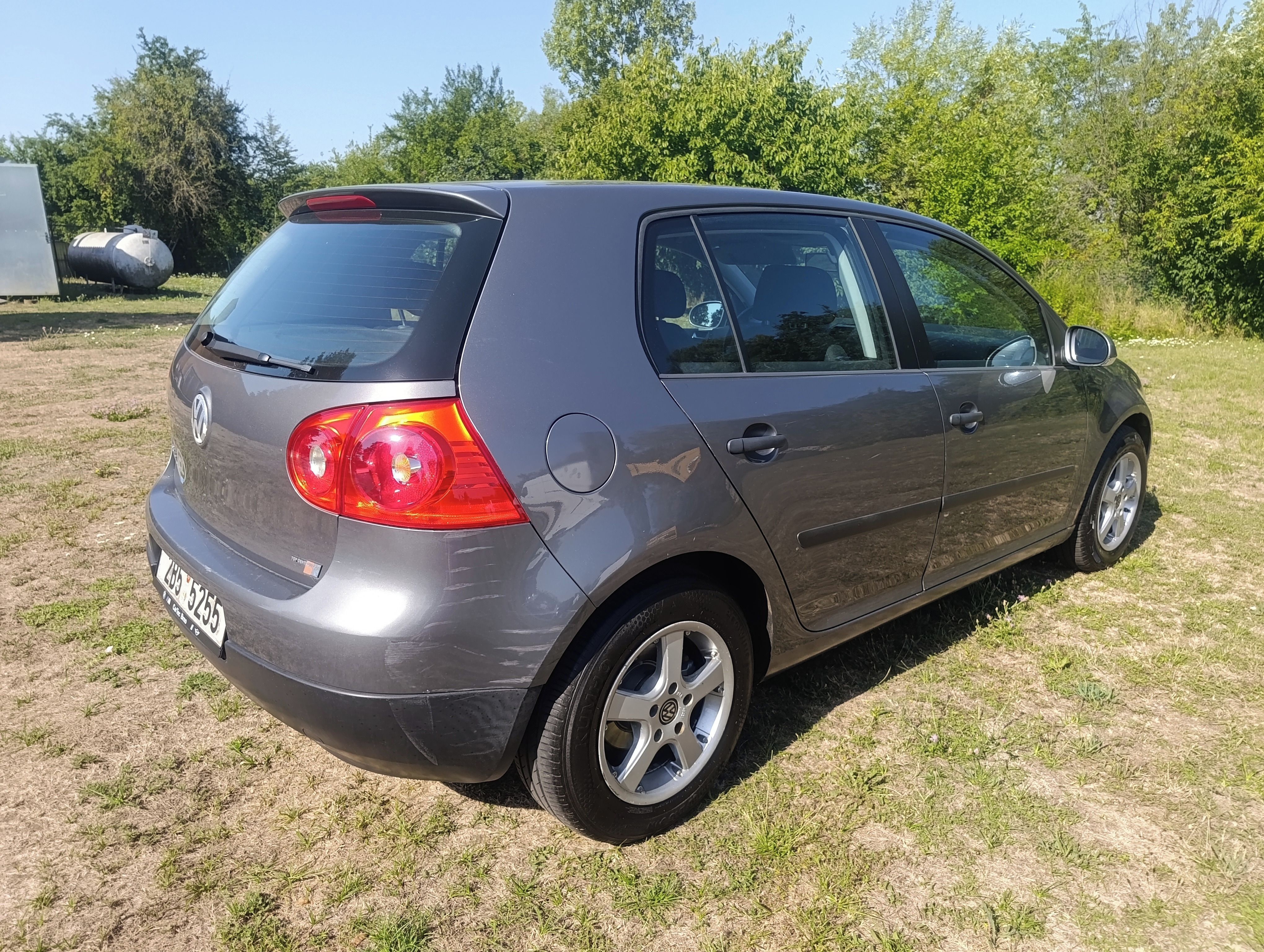 Volkswagen Golf, 1.4i 55kW - fotka 4
