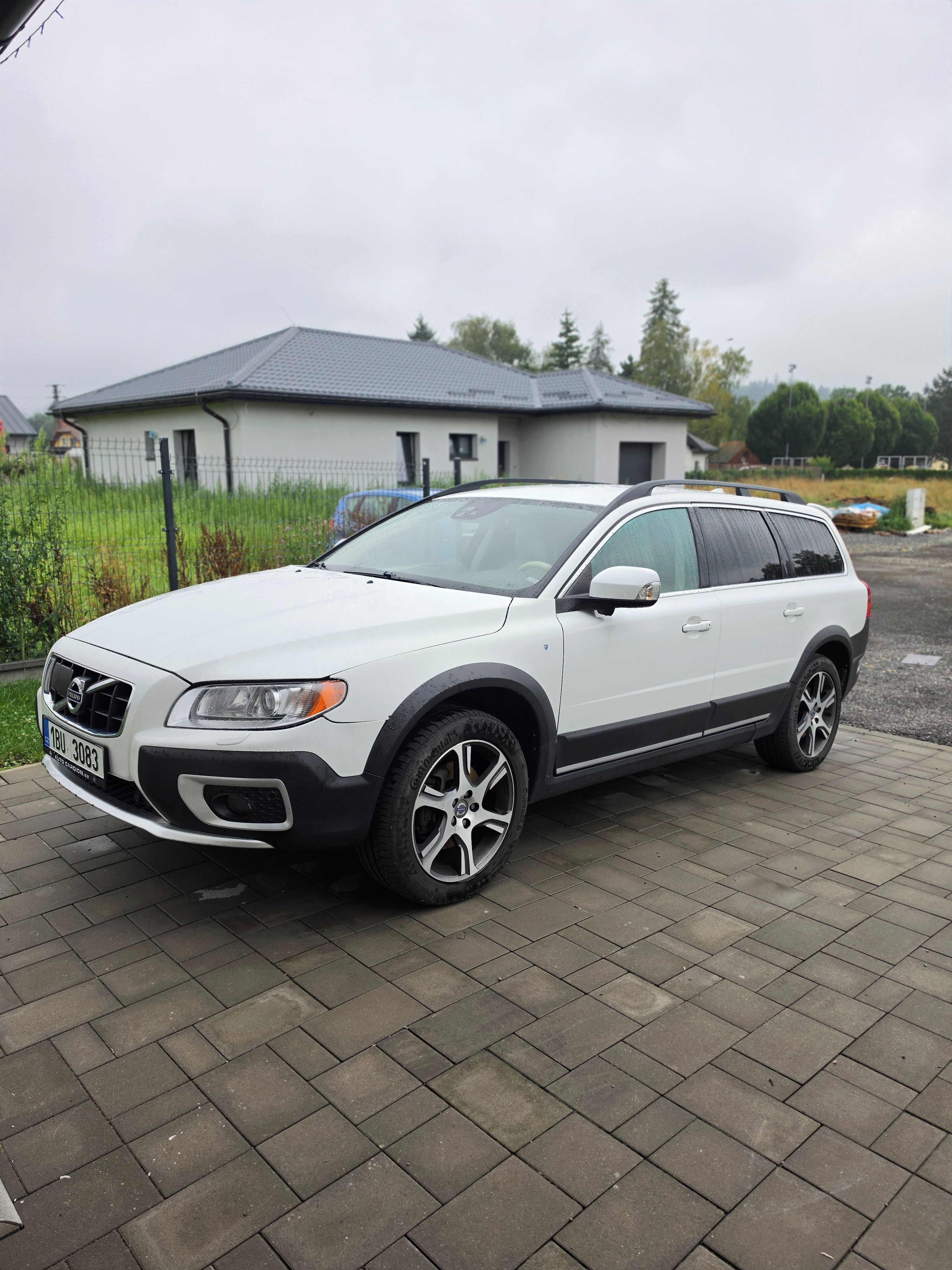 Volvo XC70, D5, Polestar, Summum, tažné - fotka 2