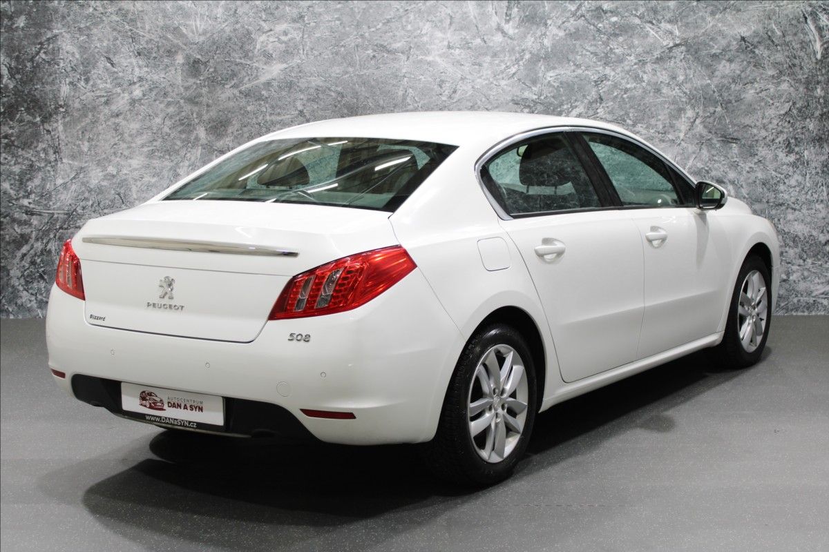 Peugeot 508, 1,6 16V CZ původ, nízký nájezd - fotka 4