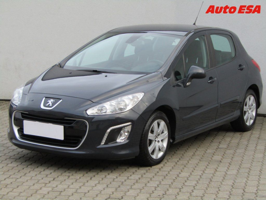 Peugeot 308, 1.4 i,ČR - fotka 3