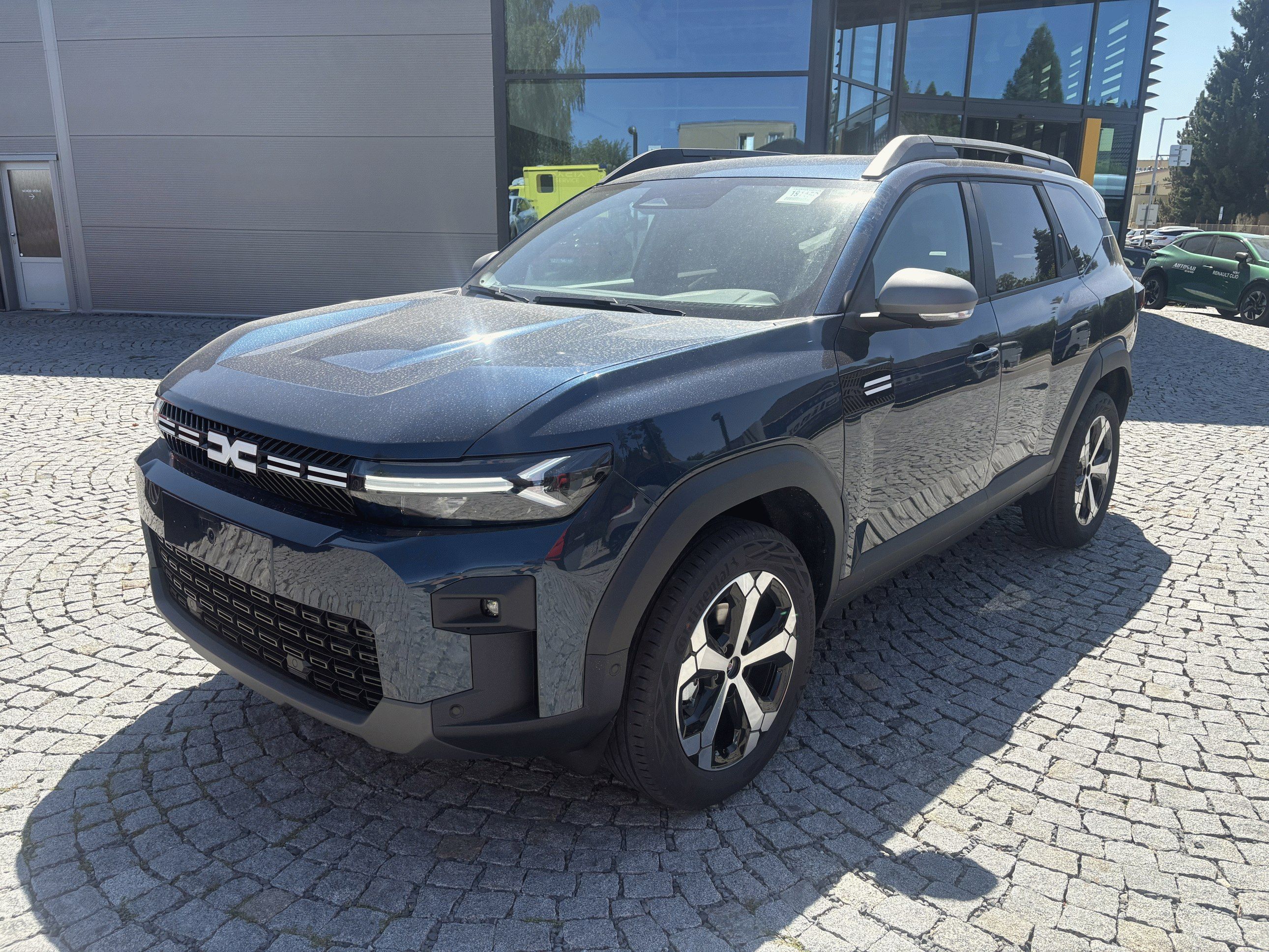 Dacia Bigster, Journey hybrid 155 - fotka 4