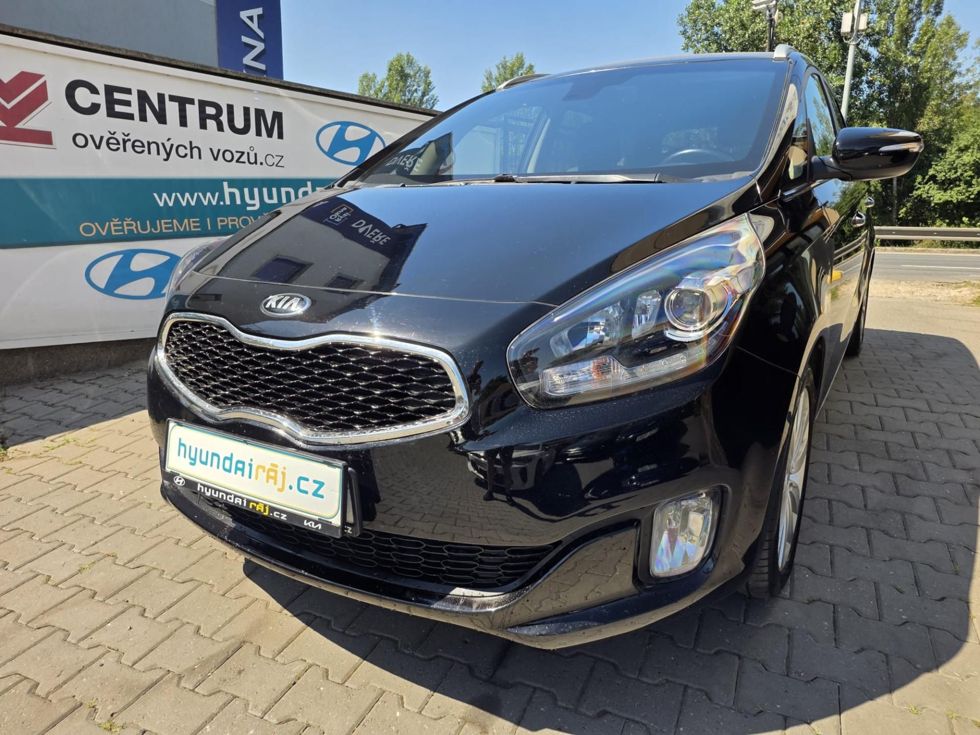Kia Carens, 1.MAJ.-KAMERA-KLIMA-TEMPOMAT - fotka 4