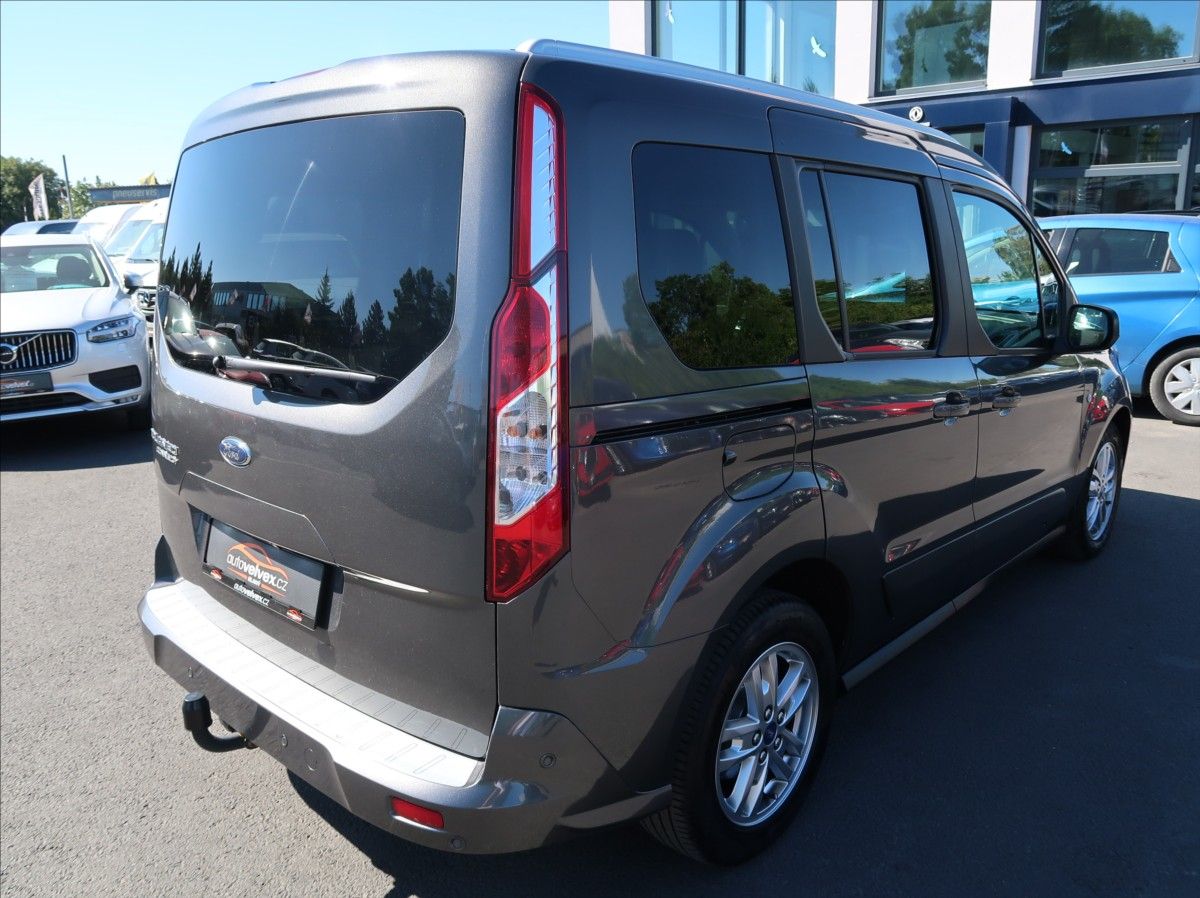 Ford Tourneo Connect, 1,5 TDCi,74kW,Serv.kn.,tažné - fotka 3