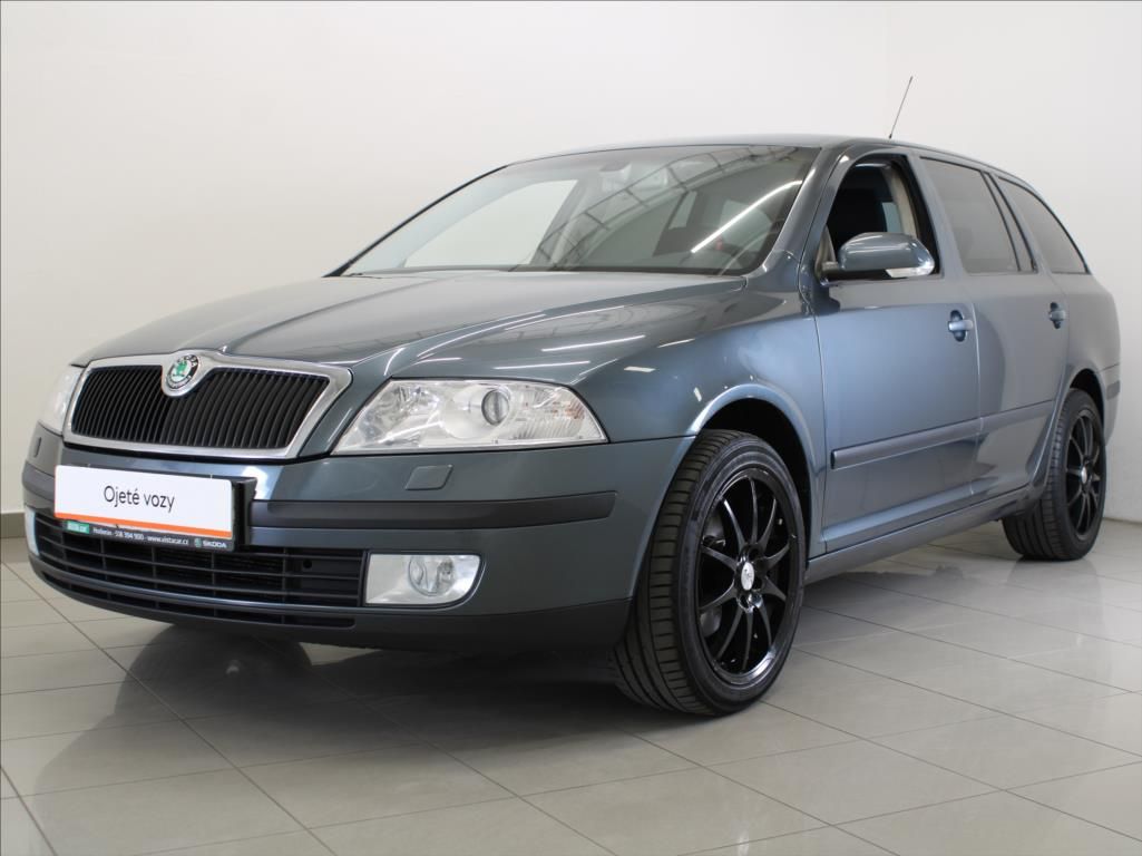 Škoda Octavia, 2,0 TDi 103kW Elegance NovéSTK