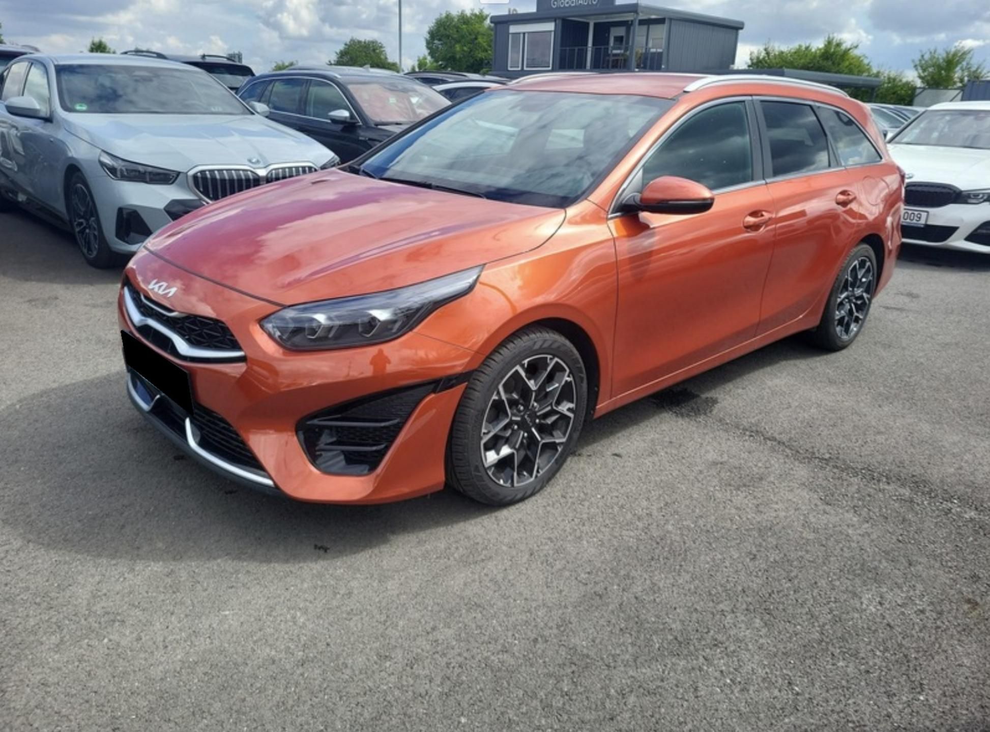 Kia Cee´d, 1.5T-GDi 118kW GT LINE AUTOMAT - fotka 2