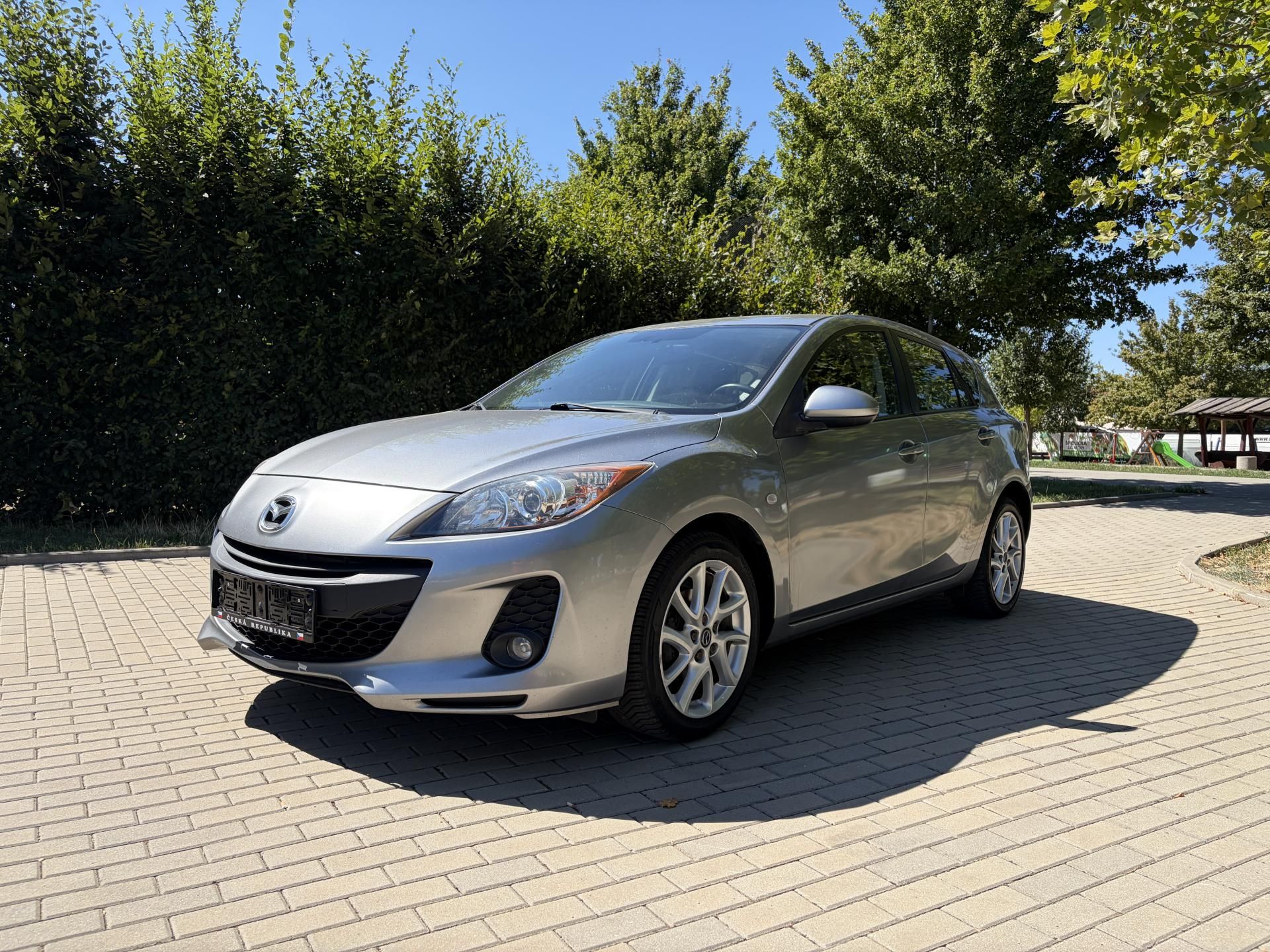 Mazda 3, 1.6 Edition - fotka 3
