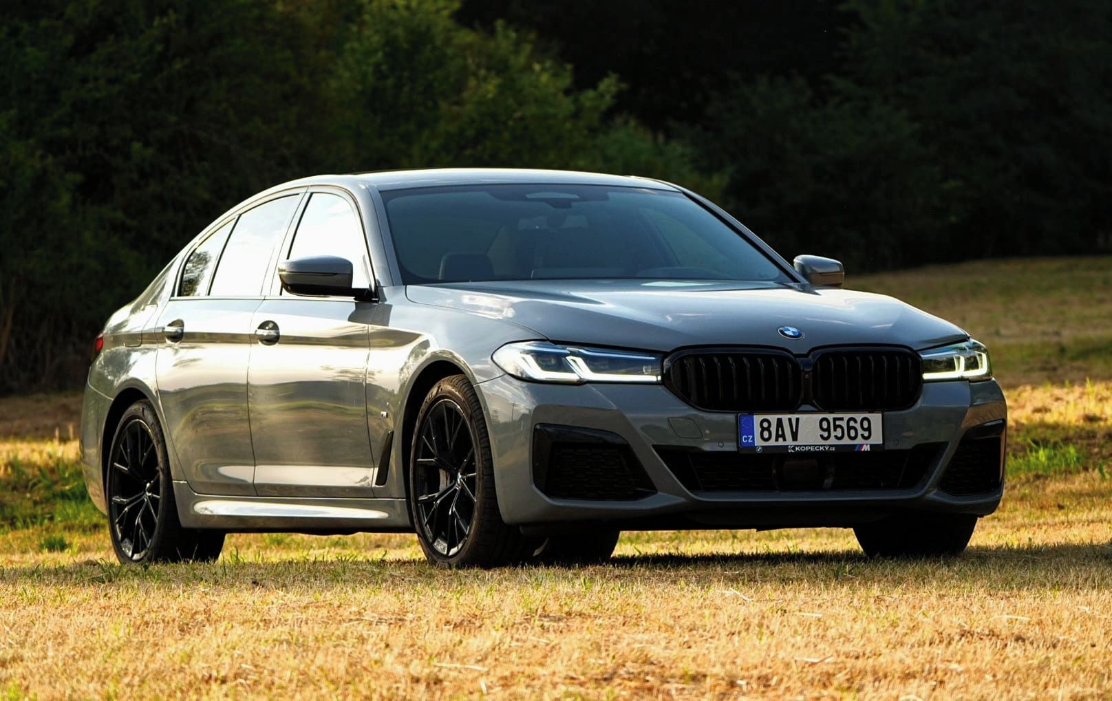 BMW Řada 5, 540xD M-Sport | 2x sada kol