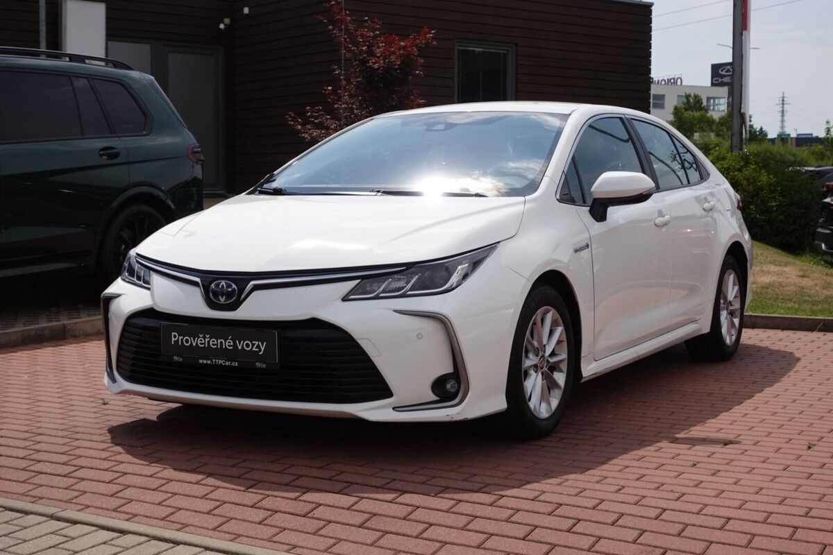 Toyota Corolla, 1,8HSD Comfort + Style