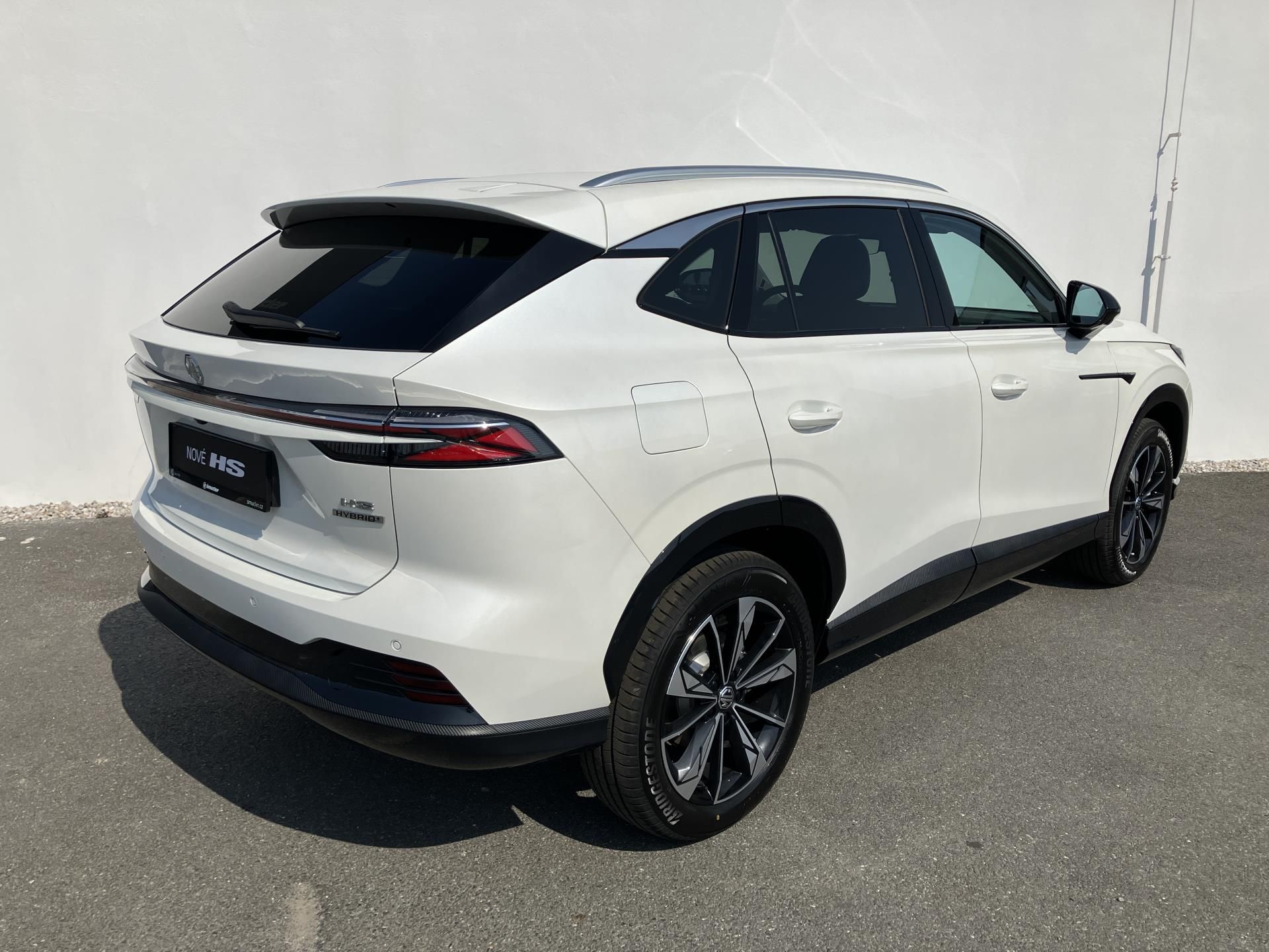MG HS, 1.5 Hybrid / 165 kW EXCLUSIVE - fotka 4