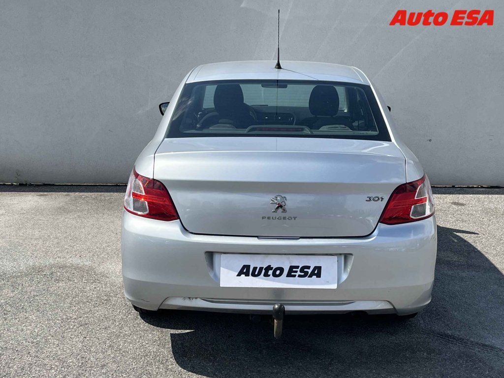 Peugeot 301, 1.2PT - fotka 5