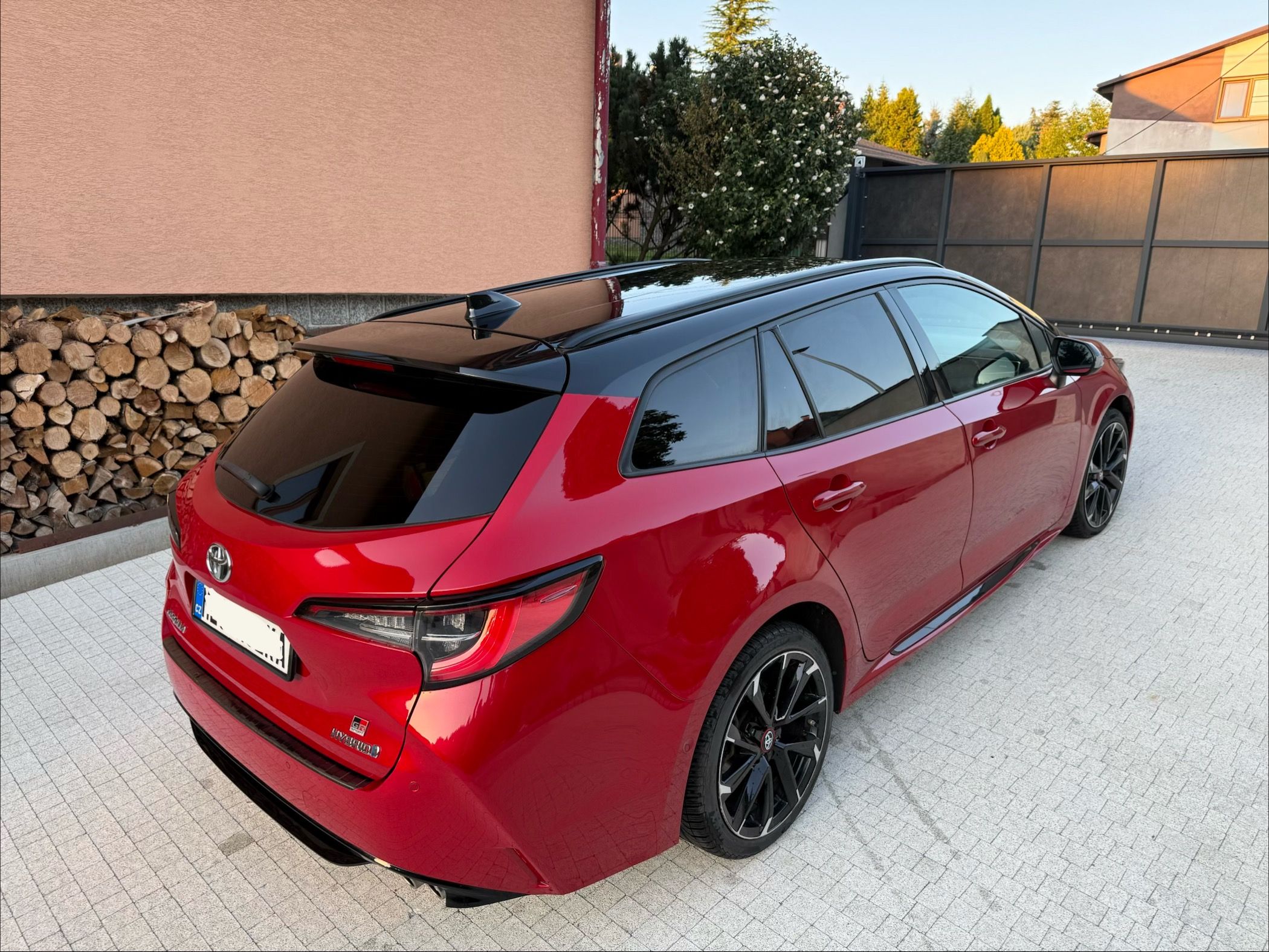 Toyota Corolla, Toyota Corolla GR 2.0 Hybrid - fotka 3