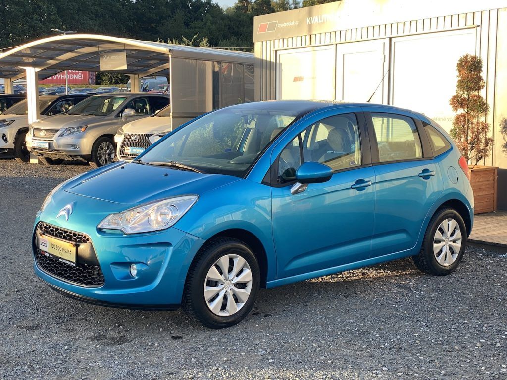 Citroën C3, 1.4i, ČR, 2x kola, klima - fotka 4