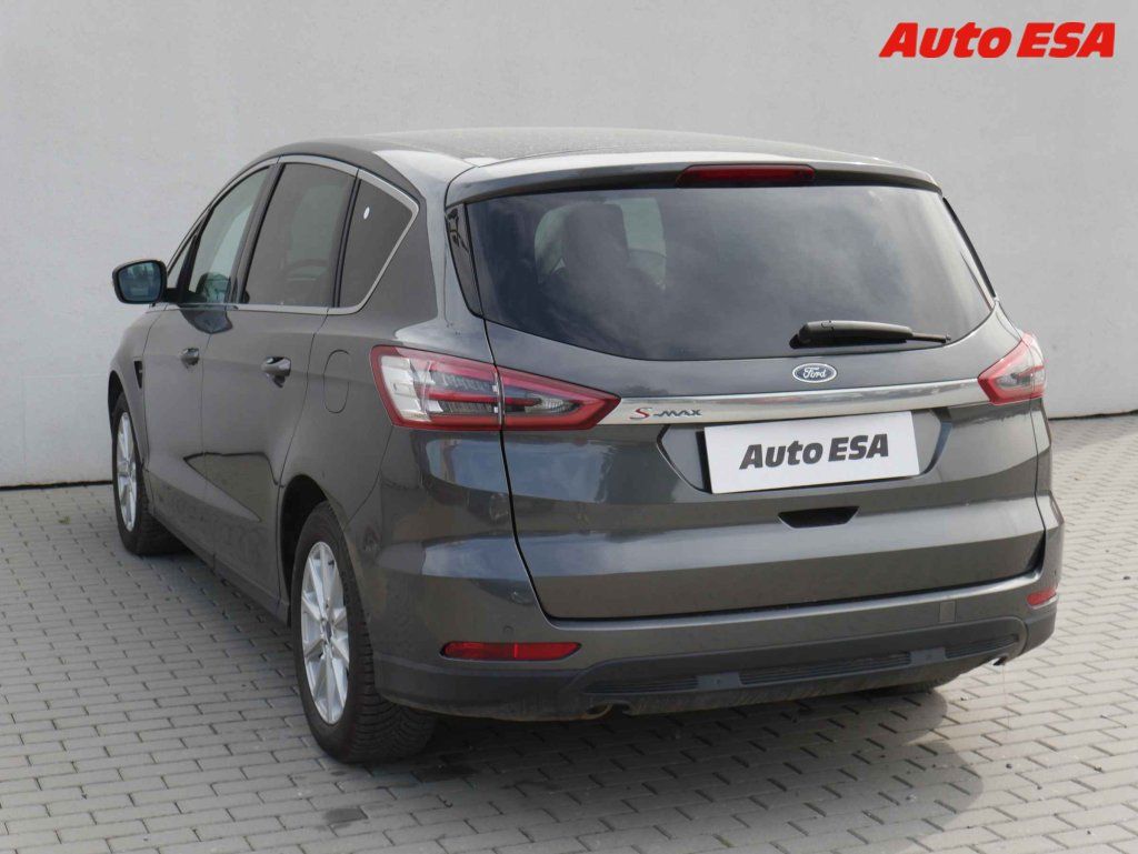 Ford S-MAX, 2.0 TDCi 7míst,AT,navi - fotka 6