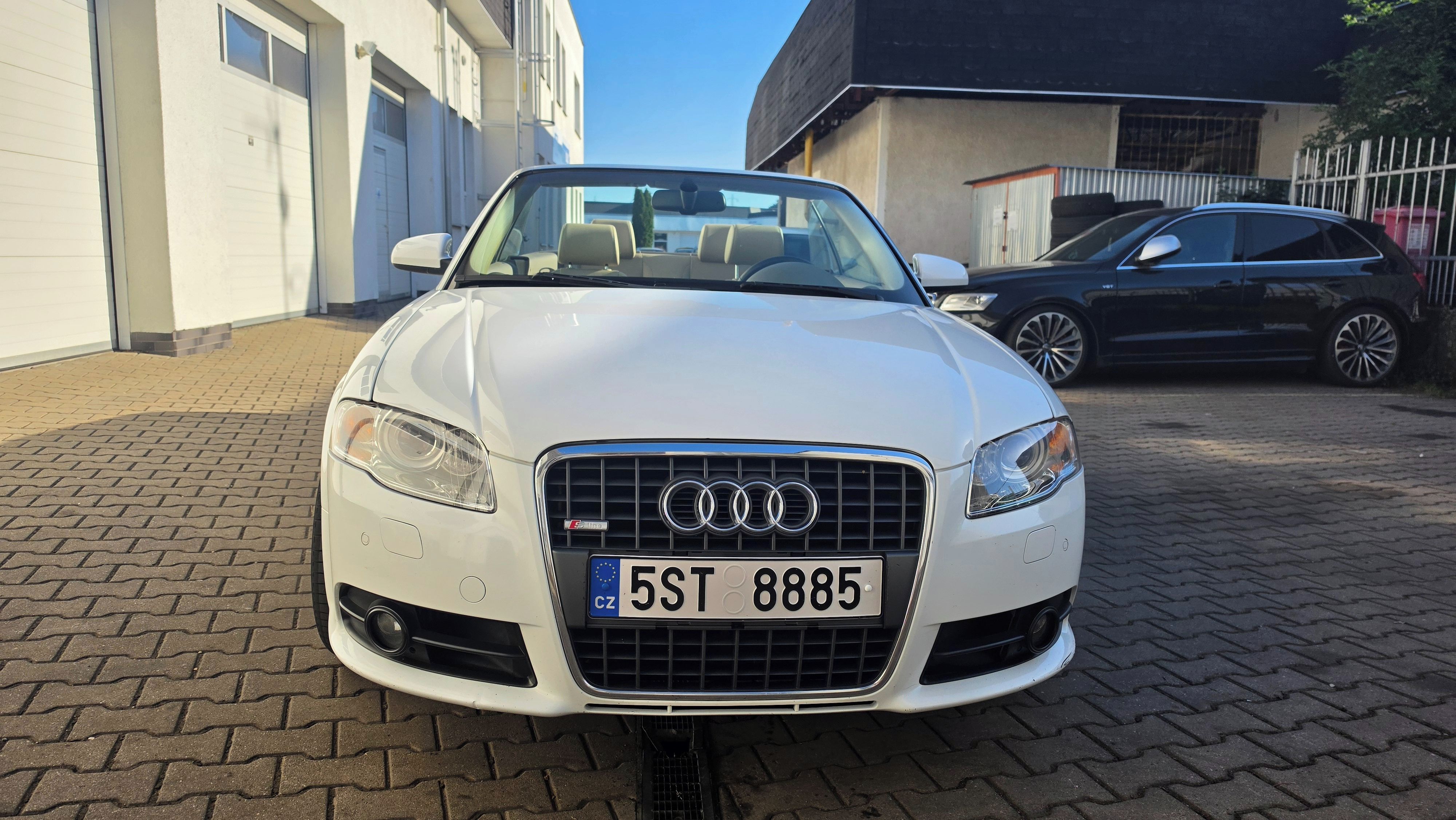 Audi A4, Malý nájezd, pěkný stav a - fotka 2