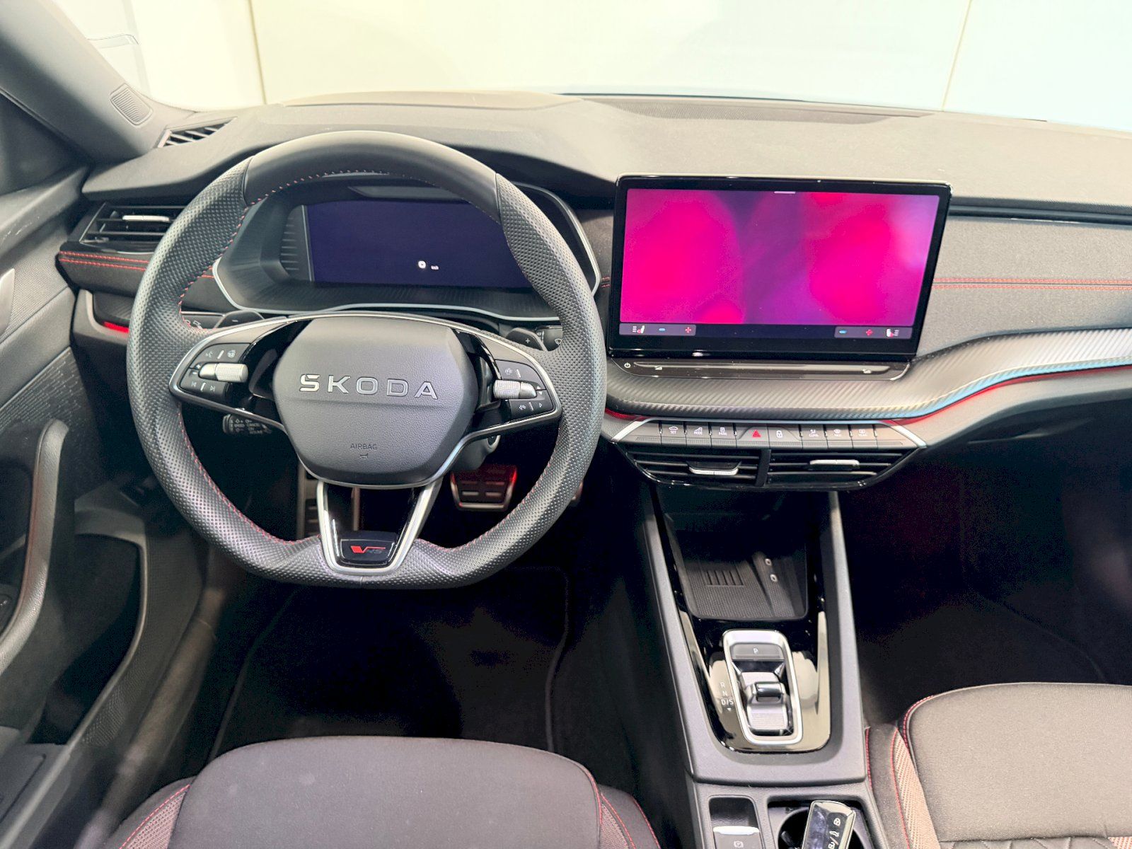 Škoda Octavia, 2.0 TSI 195 kW A7F - fotka 5