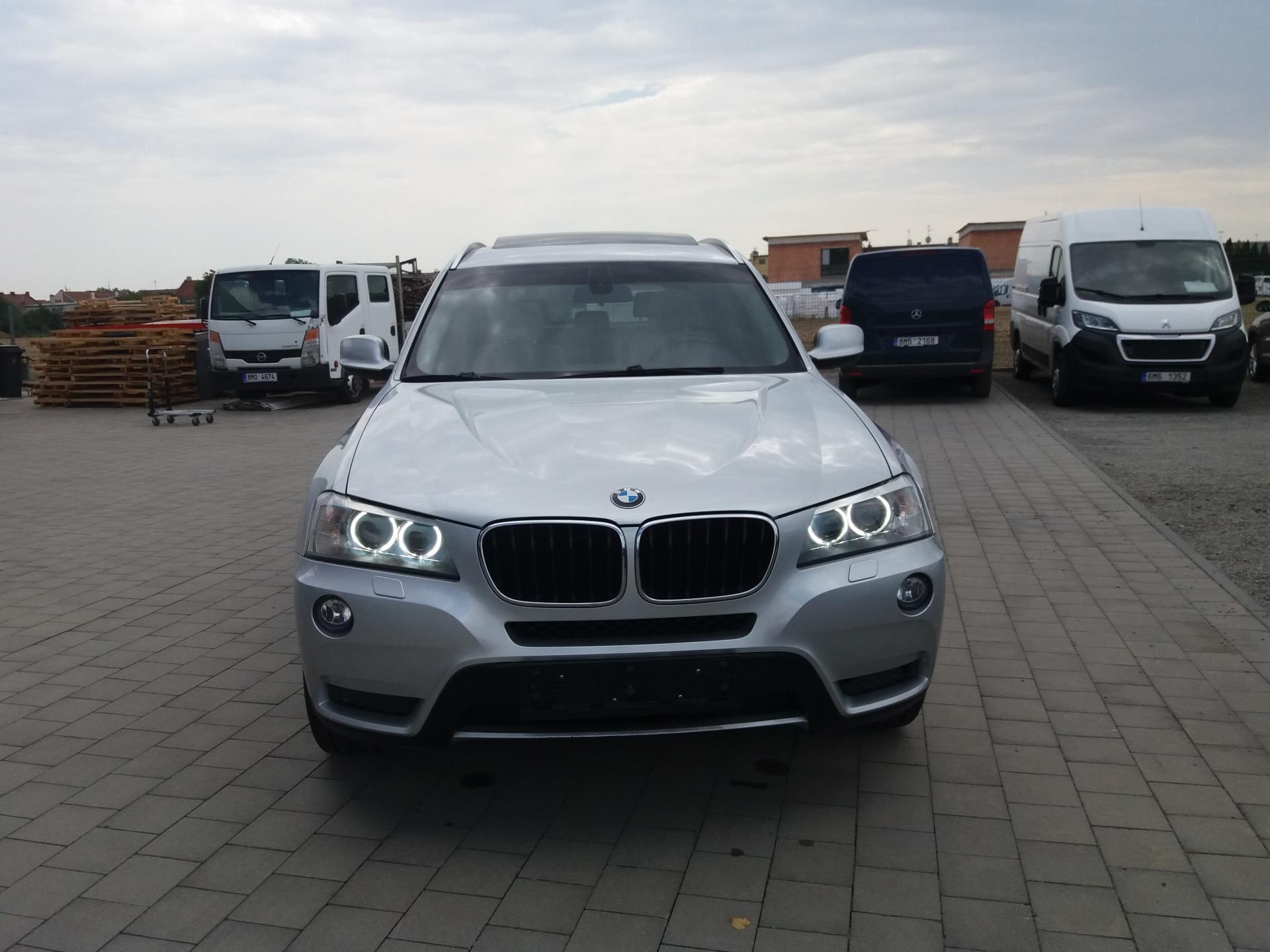 BMW X3, 2.0D,XENONY,PANORAMA,NAVI .!!! - fotka 2